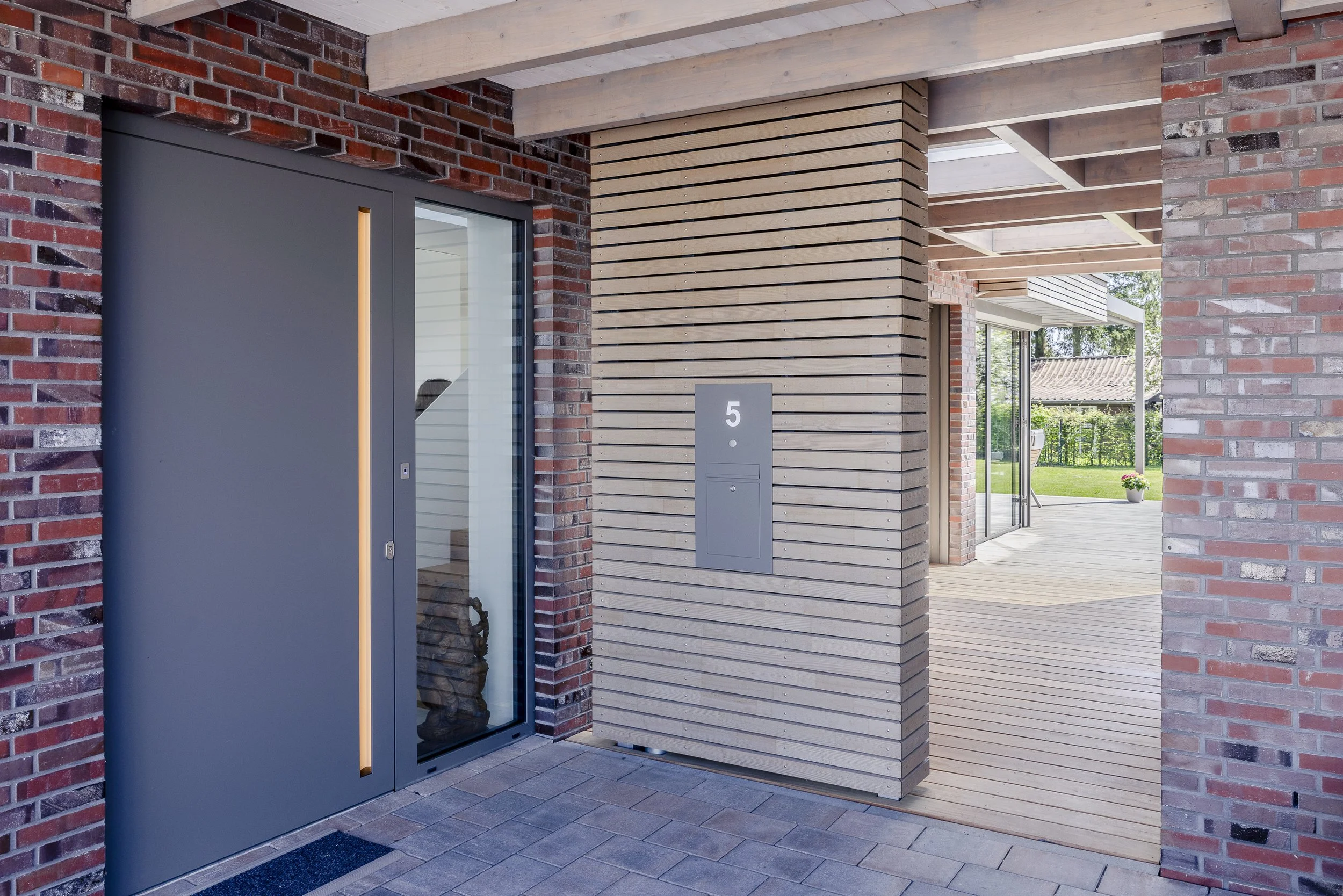 B+B Architekten GmbH : Jerome Gerull - EFH_Syke-web-23.jpg