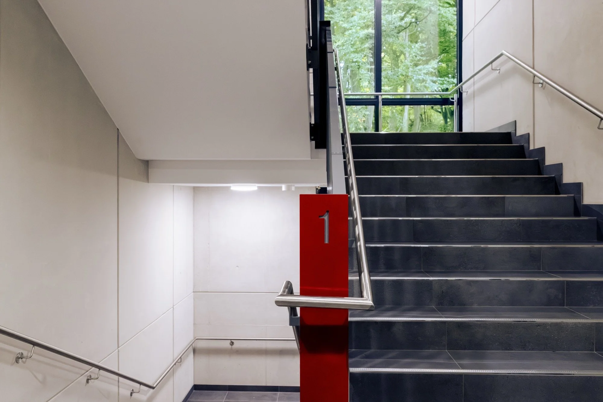 B+B Architekten GmbH : Jerome Gerull - 2 - Hauptschule Damme-23.jpg