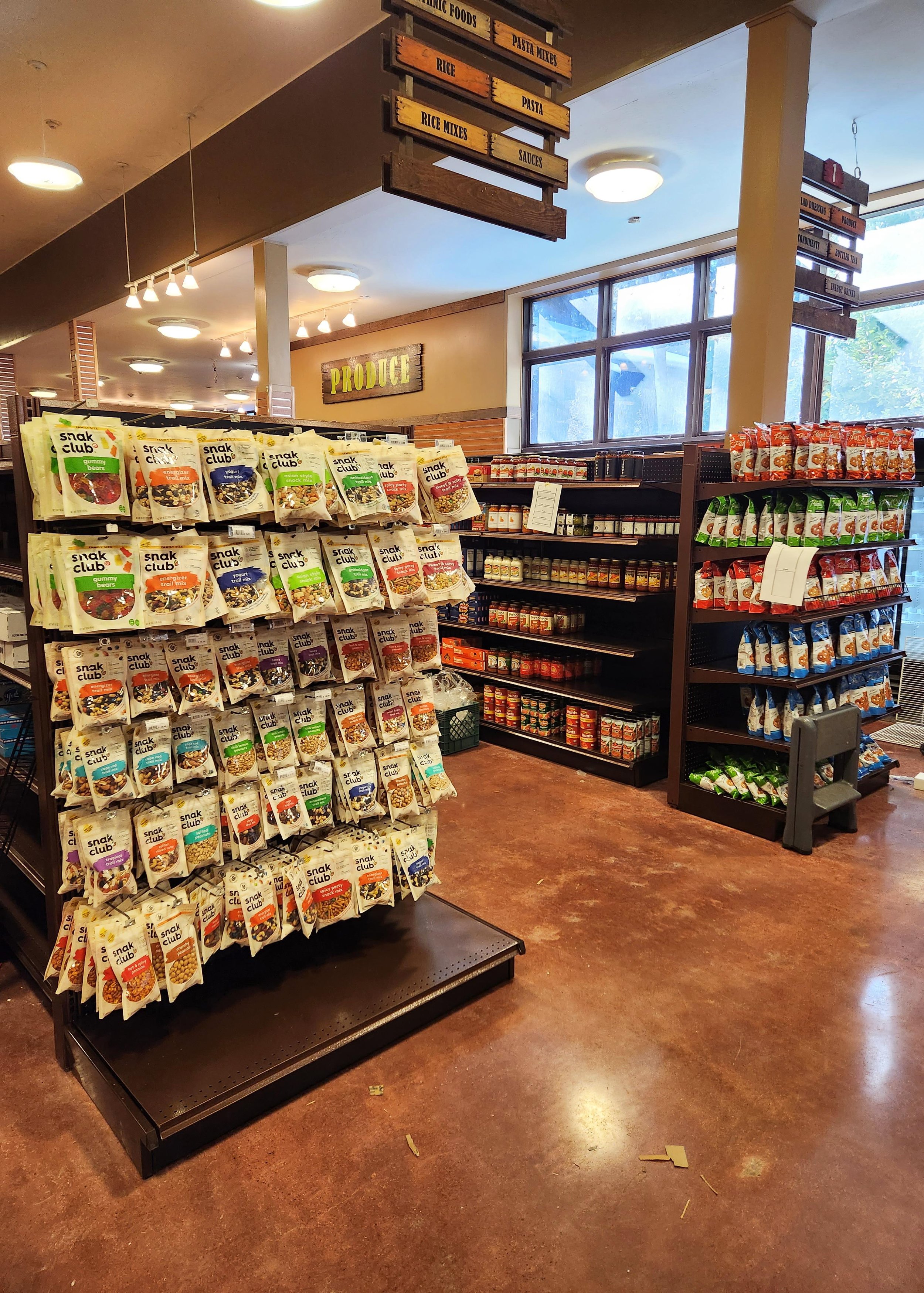 Yosemite-General Store-Setup B (Copy).jpg
