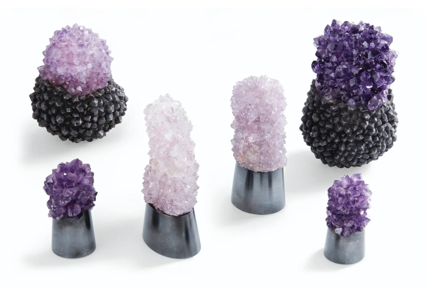 Amethyst crystals, silver and JAR. What a fascinating combo. And the perfect table decorations&hellip; #jewels #jewelry #jewellery #objects #jewelledobjects #byJAR #amethyst #silver #perfectcombo