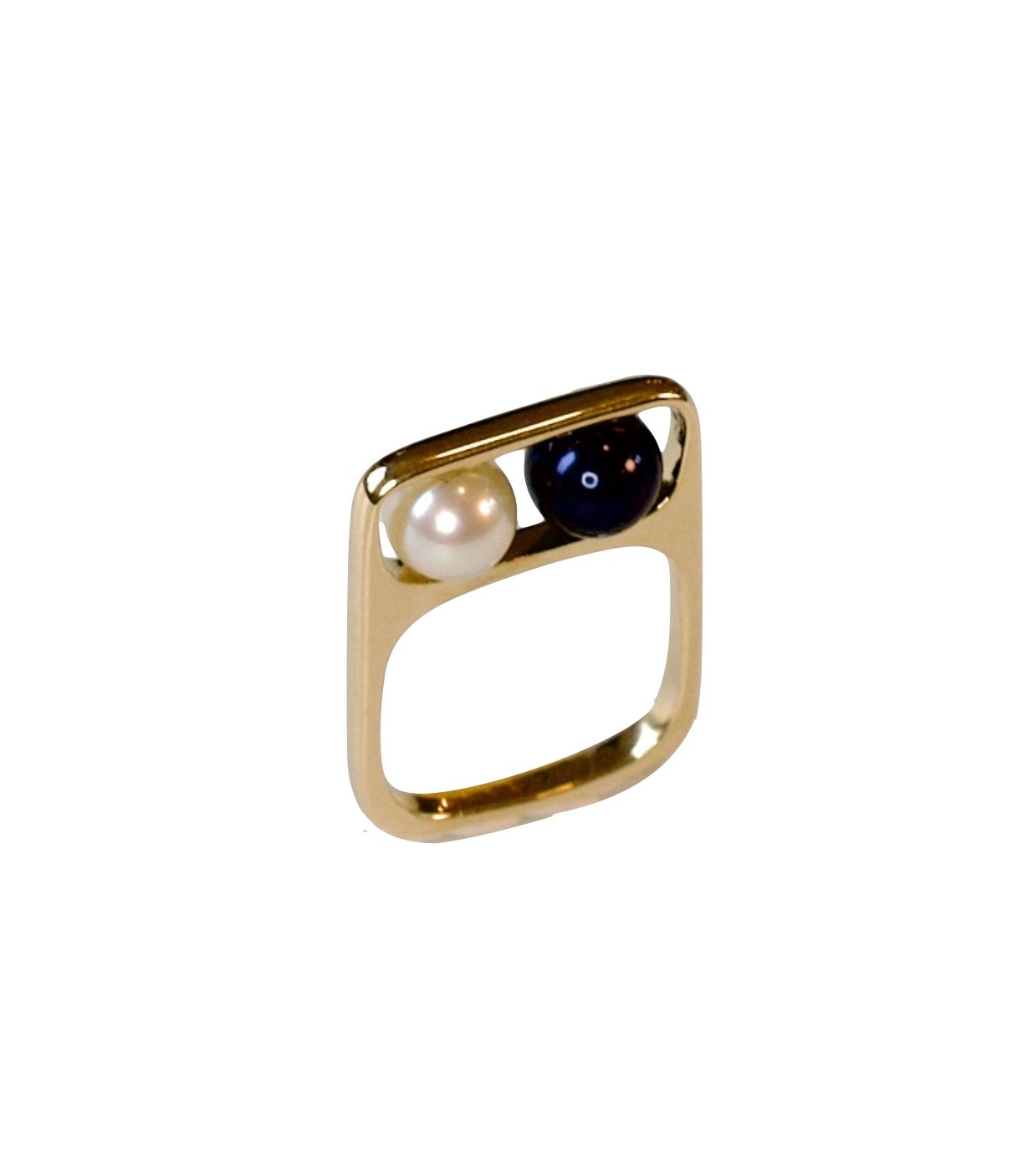 'Deux perles' ring, by Jean Dinh Van for Pierre Cardin