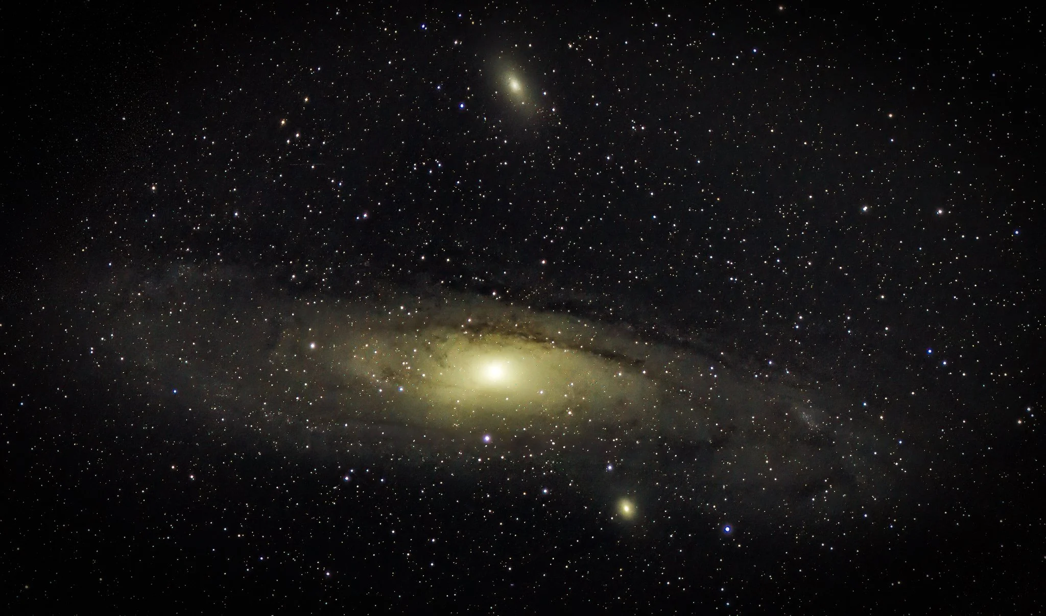 Stacked_706_mosaic_M 31_10.0s_IRCUT_20241108-224807-Edit-Edit.jpg