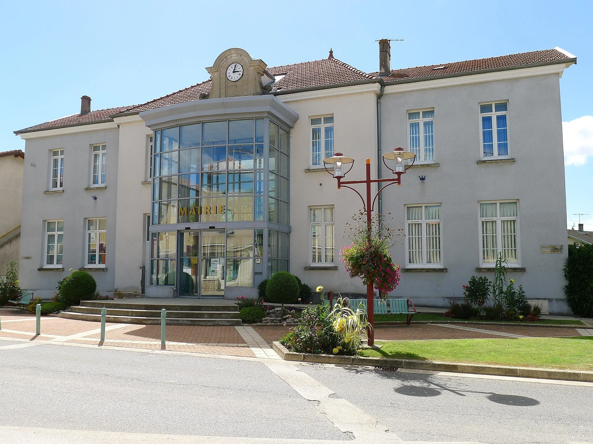 Nettoyage intérieur voiture à Chatuzange-le-Goubet : guide complet