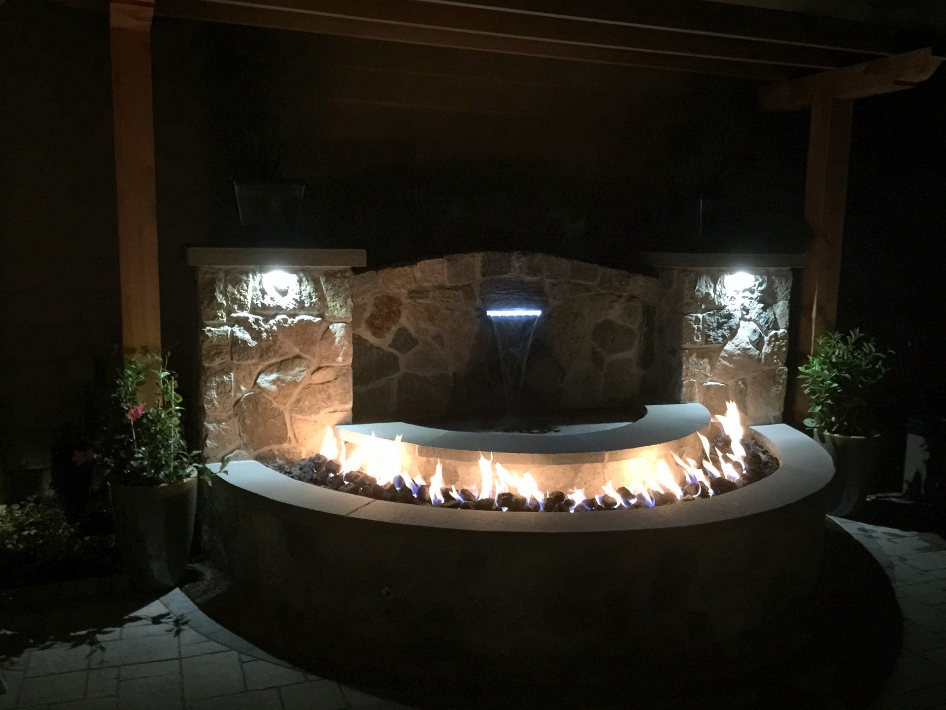 Enhance landscapes in Belmont, MA with expert lighting 