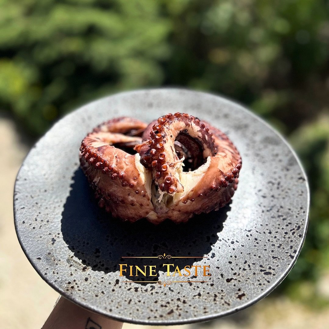 🐙 From menu selection to table service, a private experience with coastal breeze and warm Algarvian charm! 

✨ The Algarve as you&rsquo;ve never tasted it before.