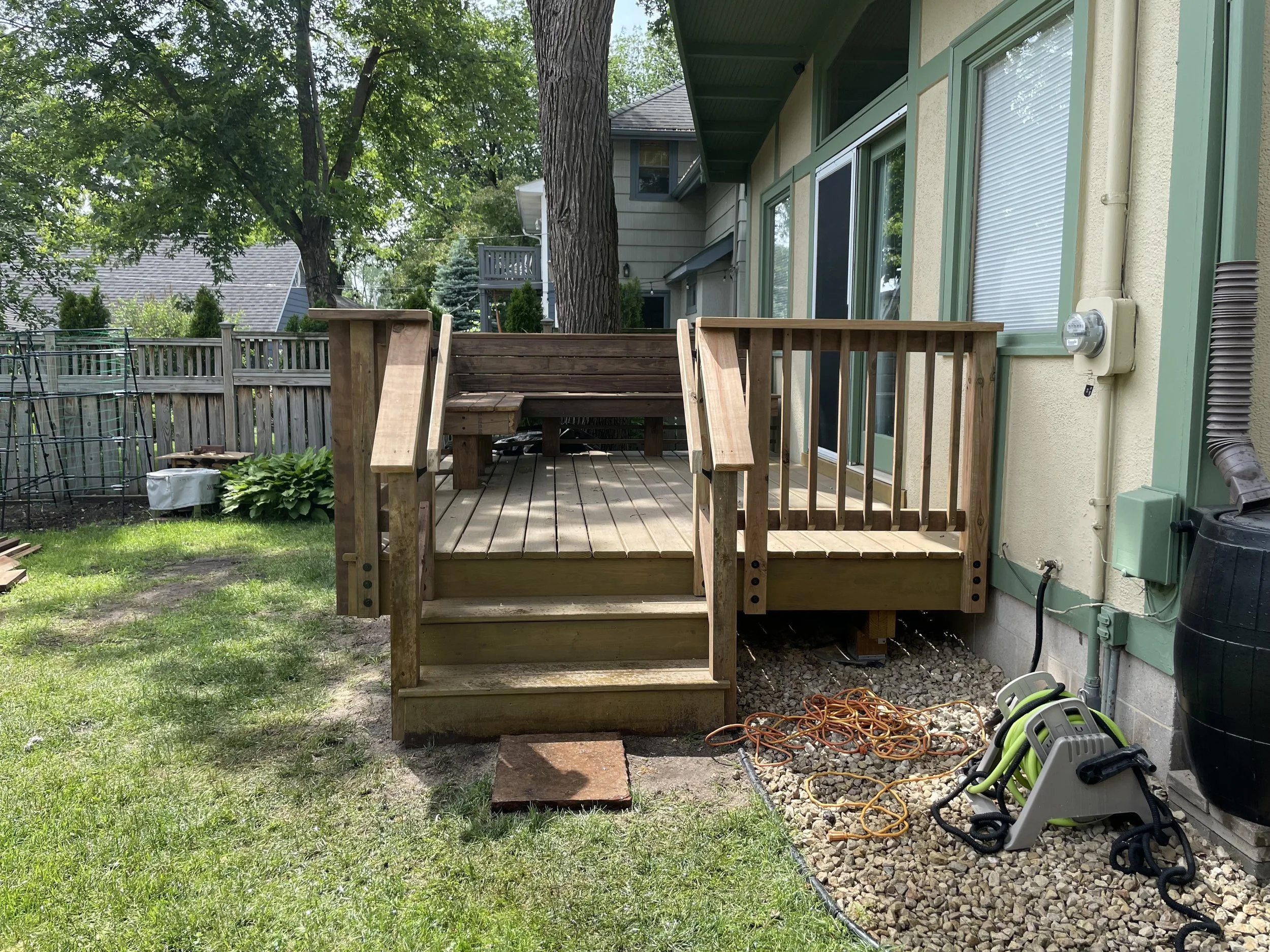 RG Deck With Seat 01.jpg