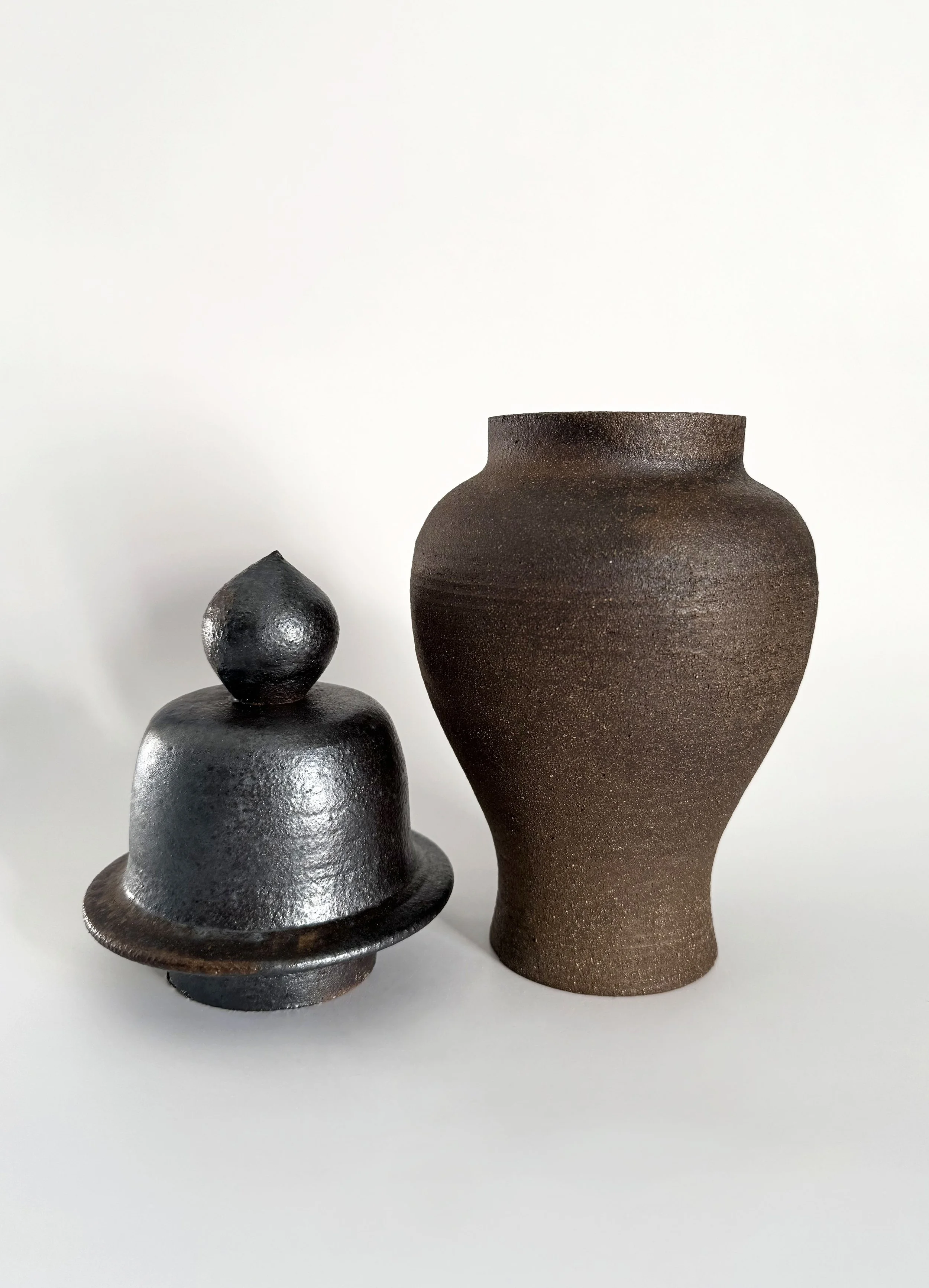 BrownUrn2.jpg