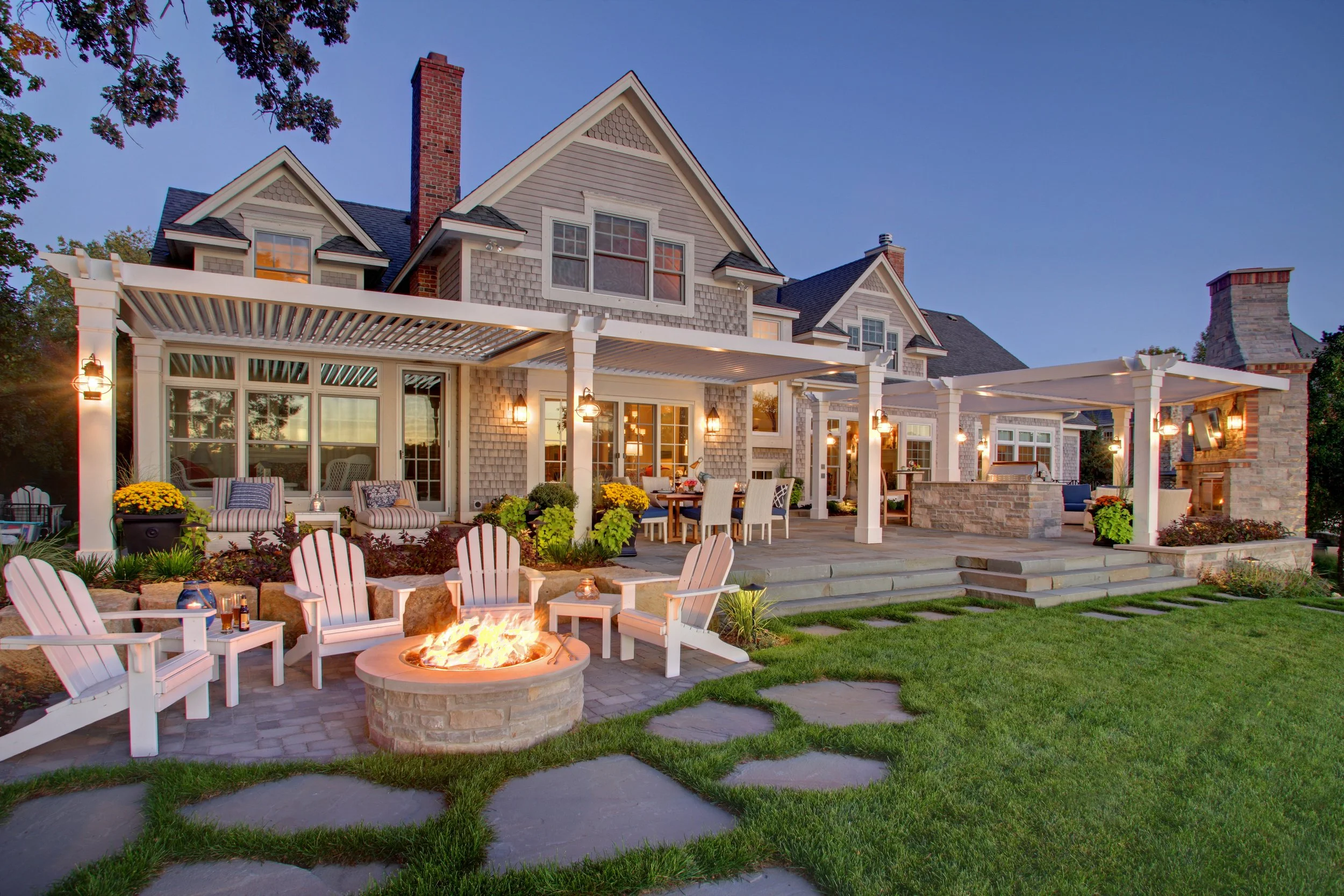 Moms Landscaping (3).jpg