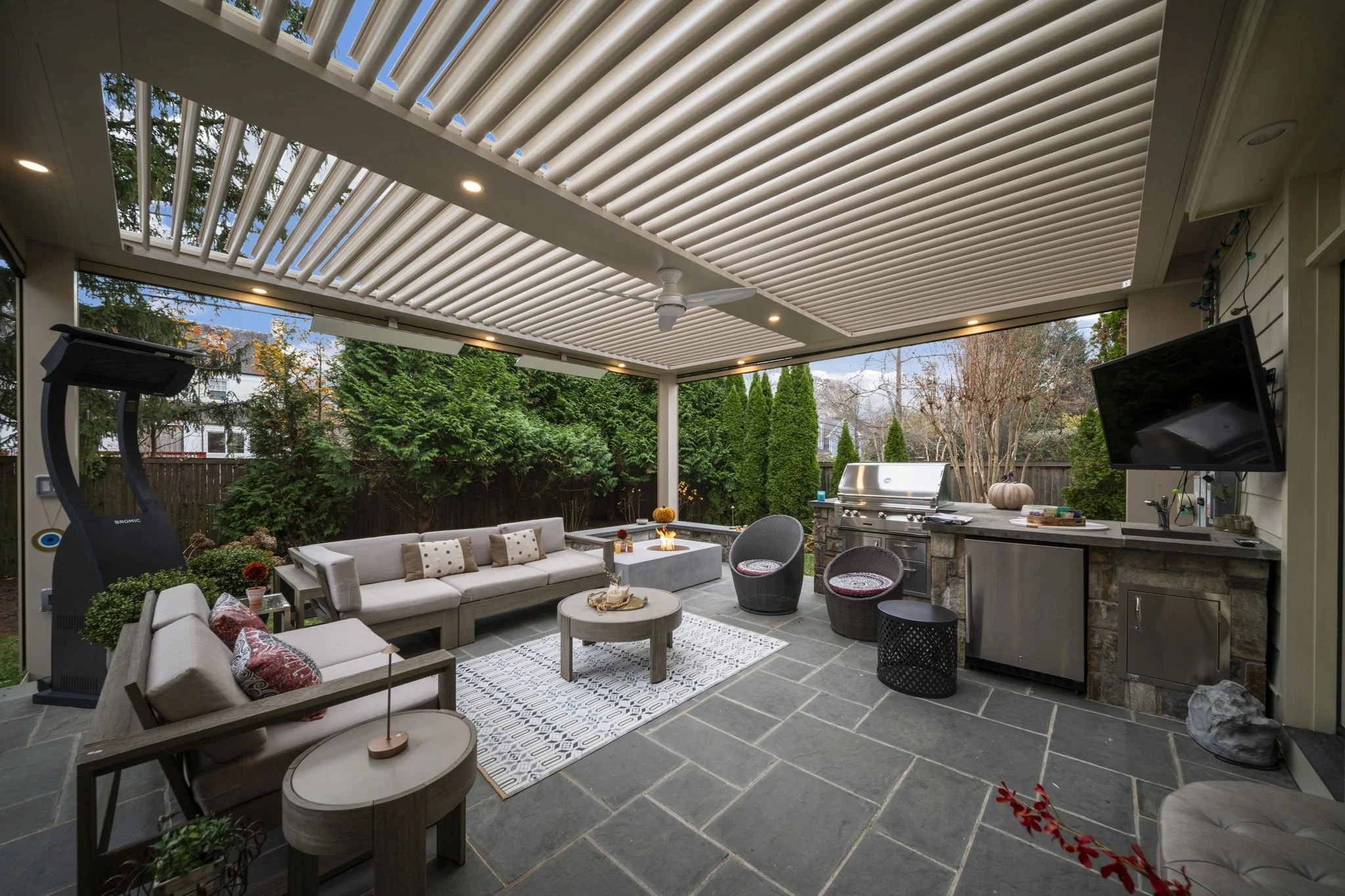 12-web-or-mls-Kamran 12.jpg