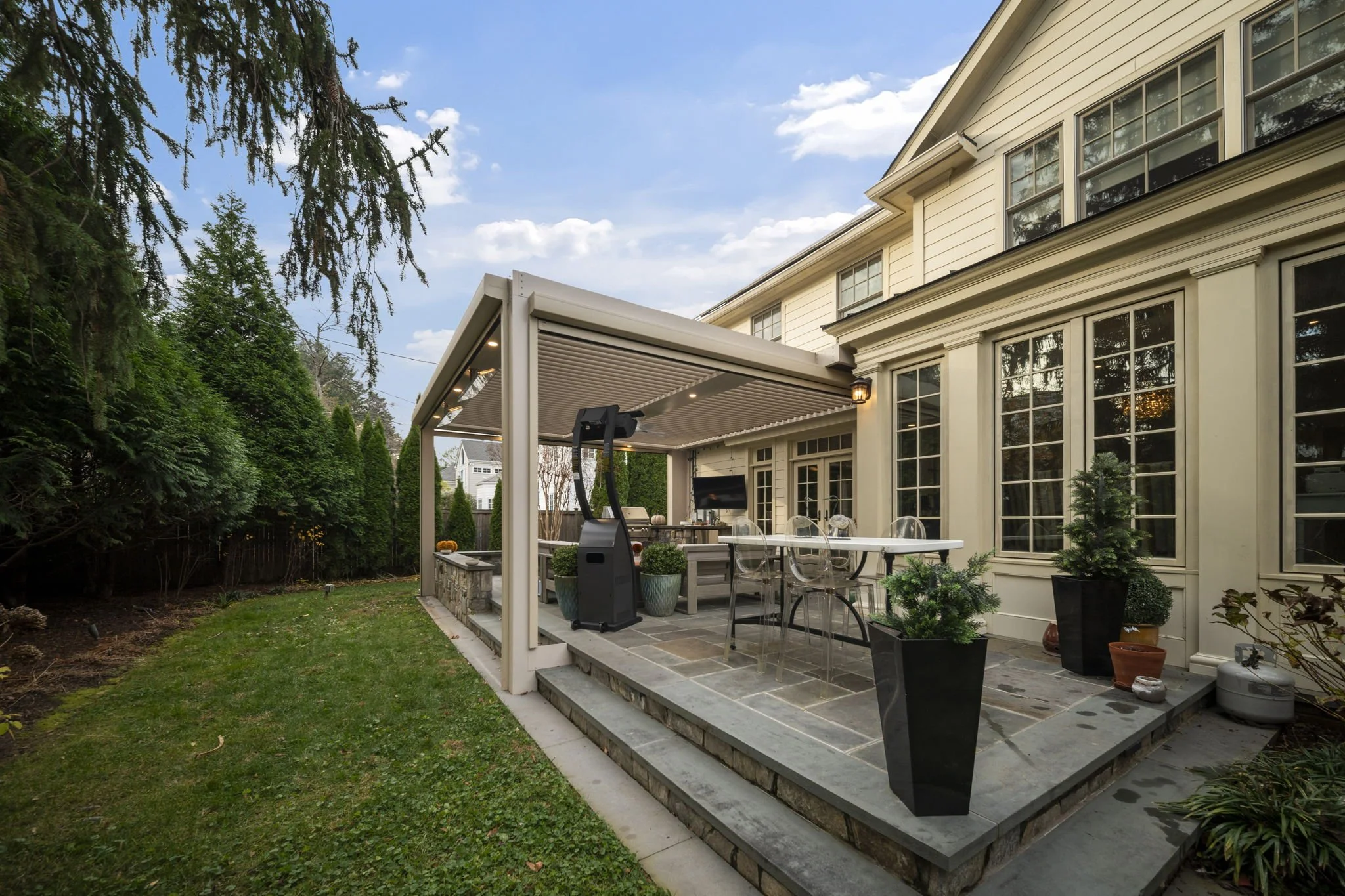 17-web-or-mls-Kamran 17.jpg