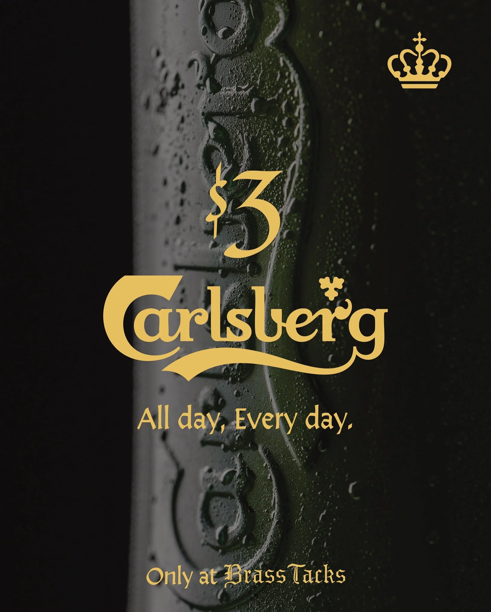 The bargain is true! Our thanks go to the herald for announcing this glorious news. $3 Carlsberg on draft, served all day, every day.

Time for a proper session, isn't it?

#Carlsberg #carlsberg🍺 #carlsbergbeer #pub #cheers #downtownilm #englishpub 