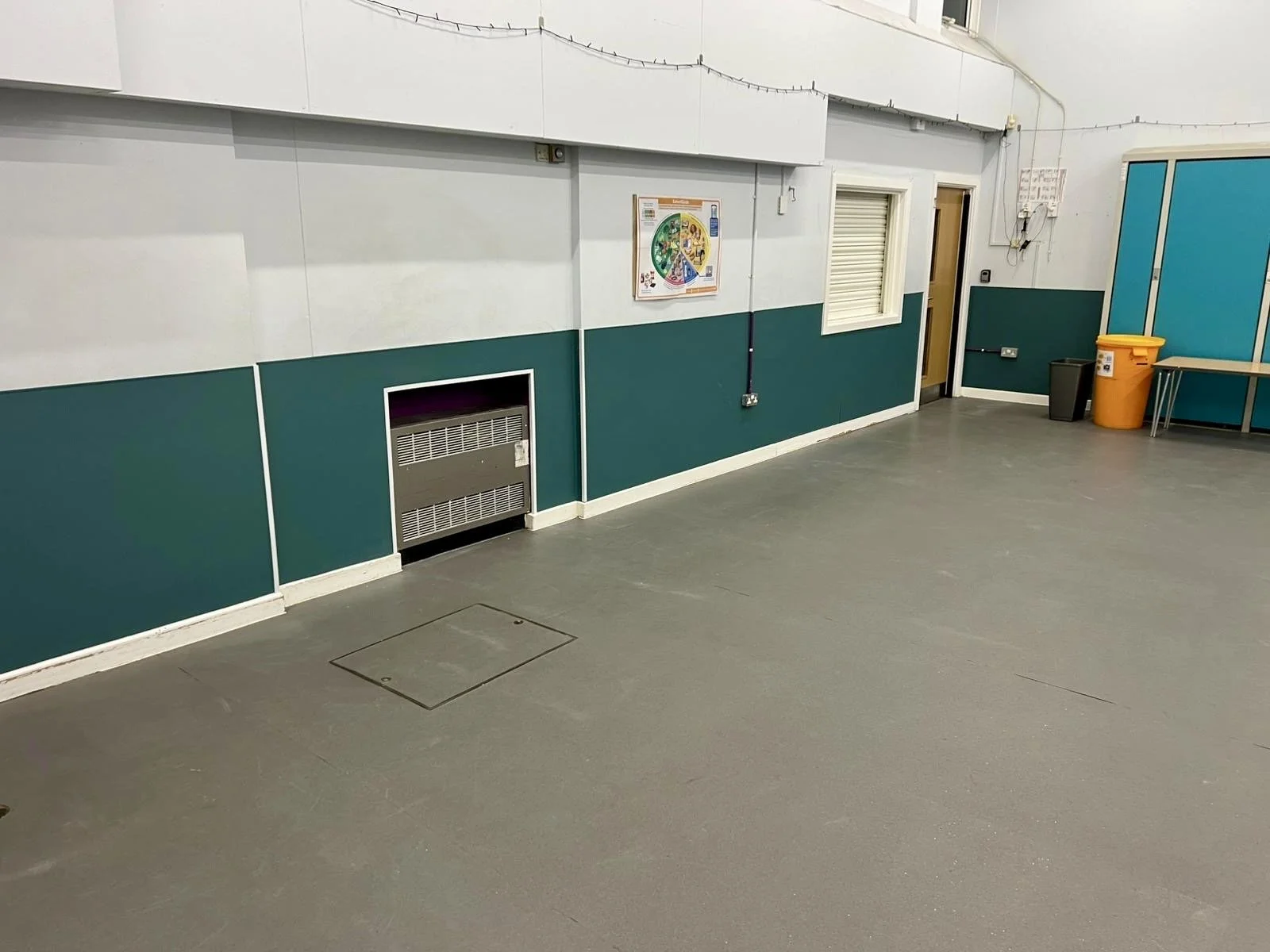 Installation of wall protection in a Kent school