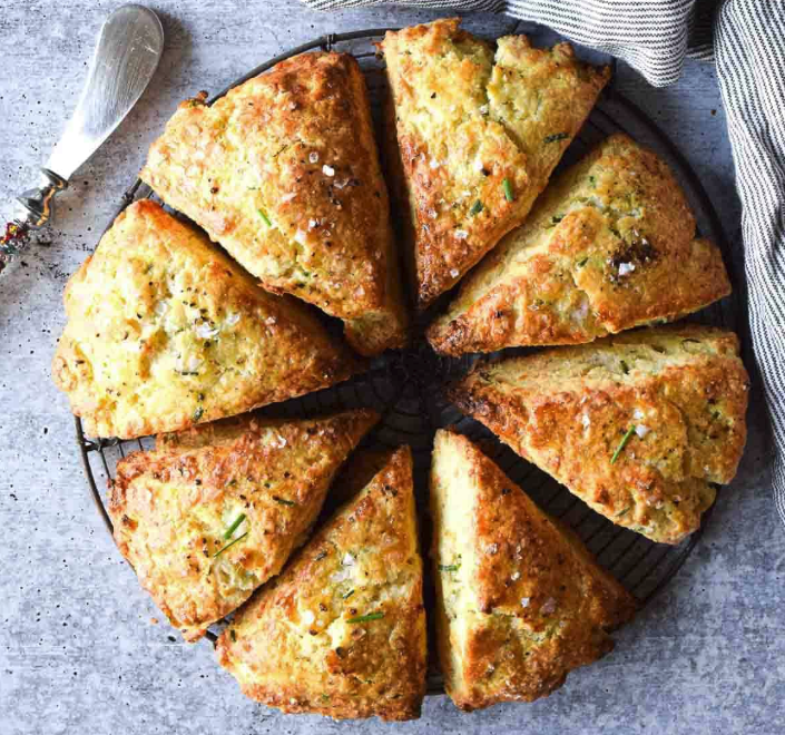 Smoked Gouda and Chive Scones