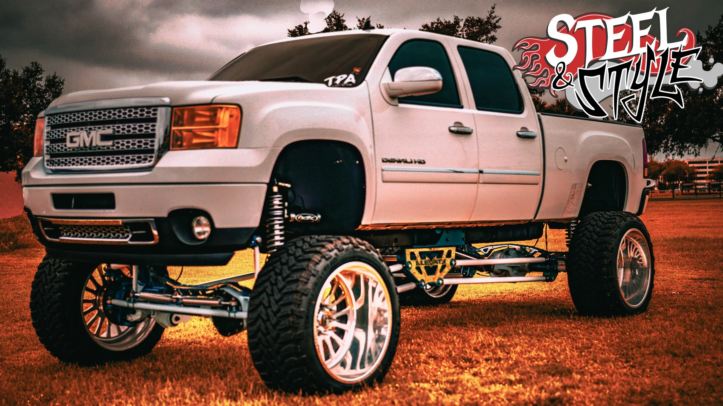 Lifted GMC Truck at Slamfest October 2025-2.JPG