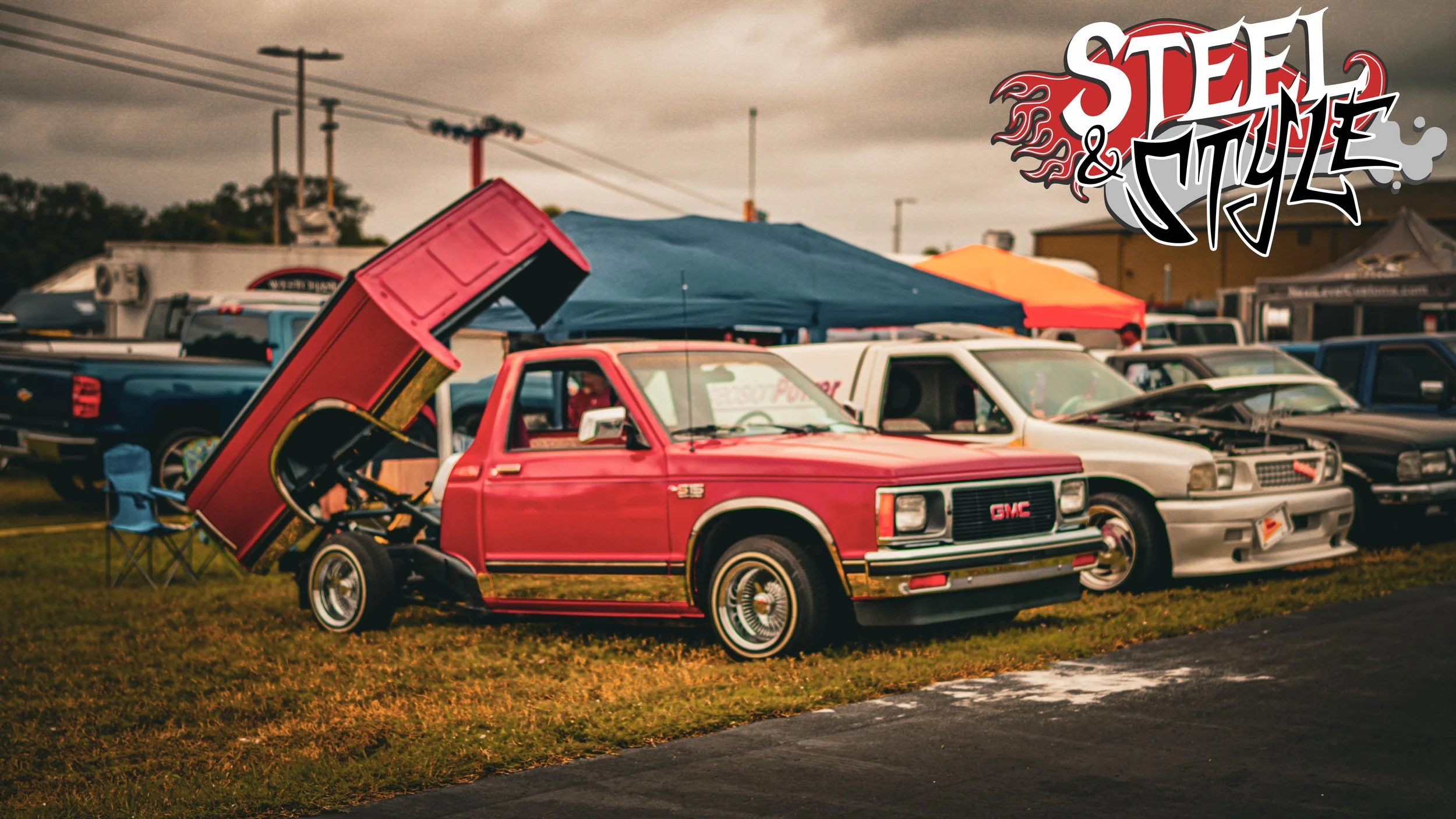 Dancing GMC Truck Bed at Slamfest October 2025-1.JPG