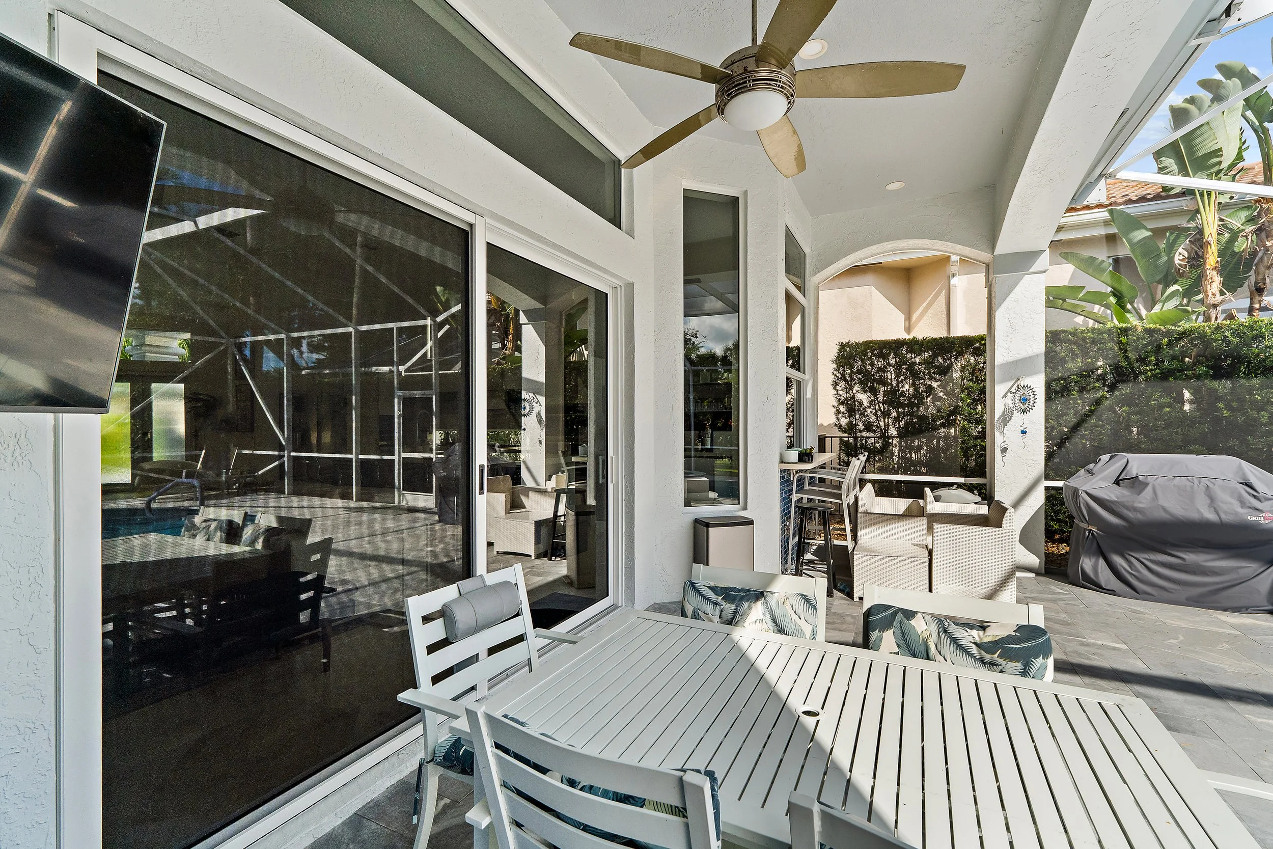 024-120IsleDrive-PalmBeachGardens-FL-33418-FULL.jpg
