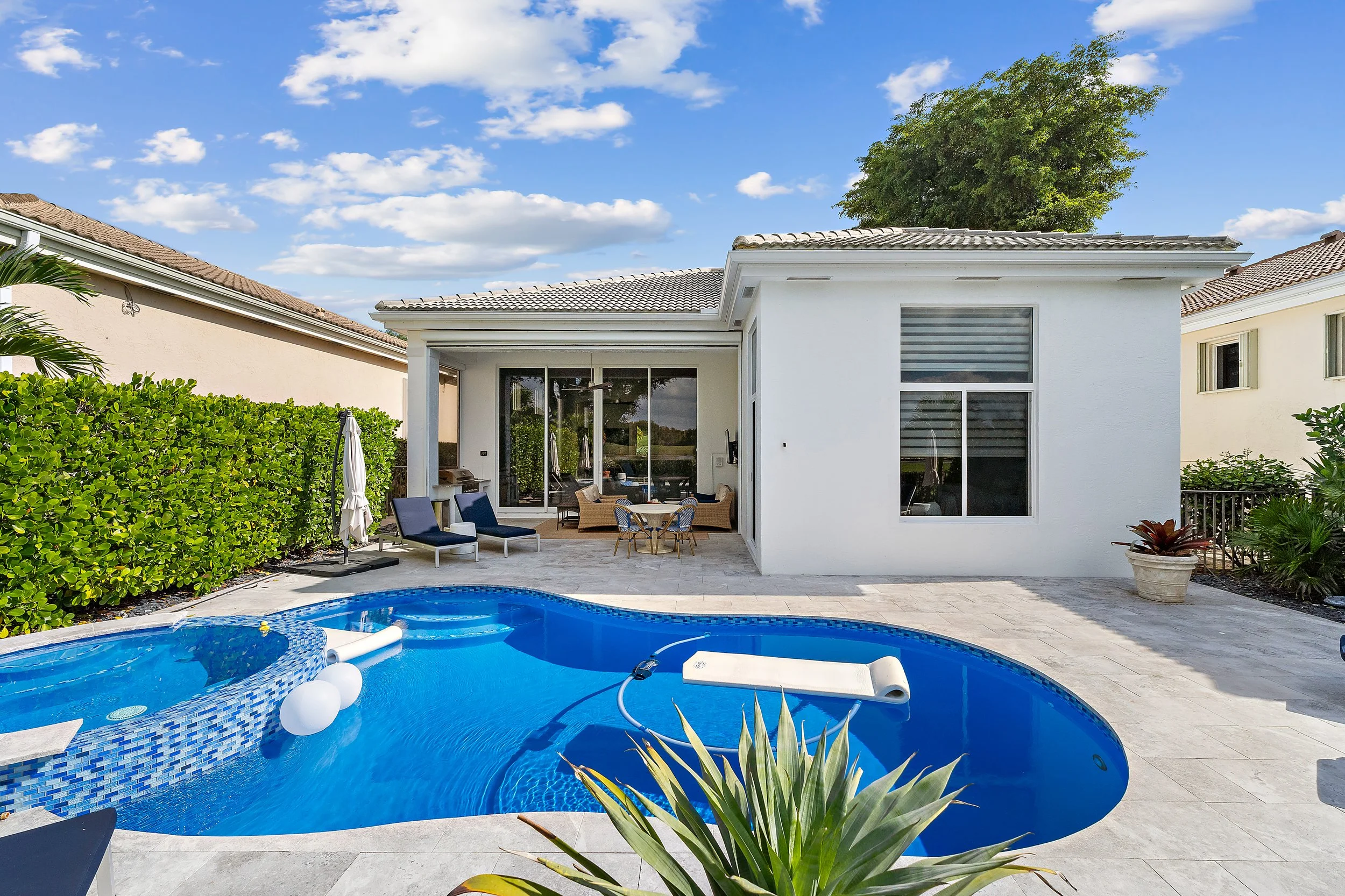 030-281IsleWay-PalmBeachGardens-FL-33418-FULL.jpg