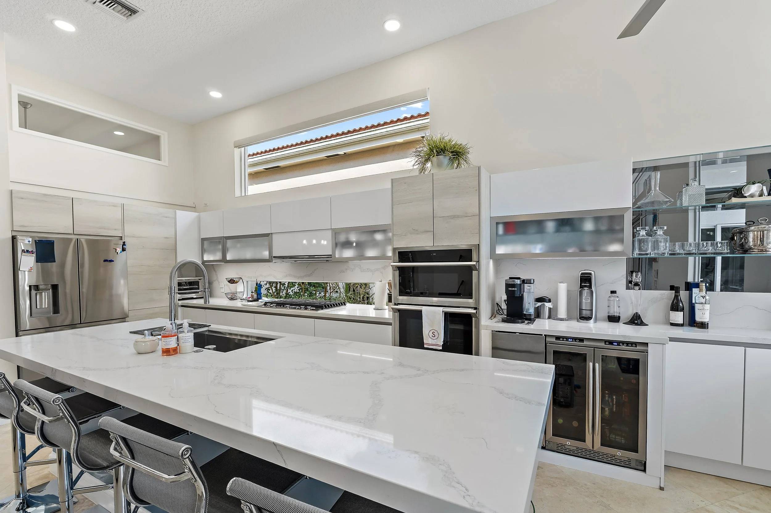 016-120IsleDrive-PalmBeachGardens-FL-33418-FULL.jpg