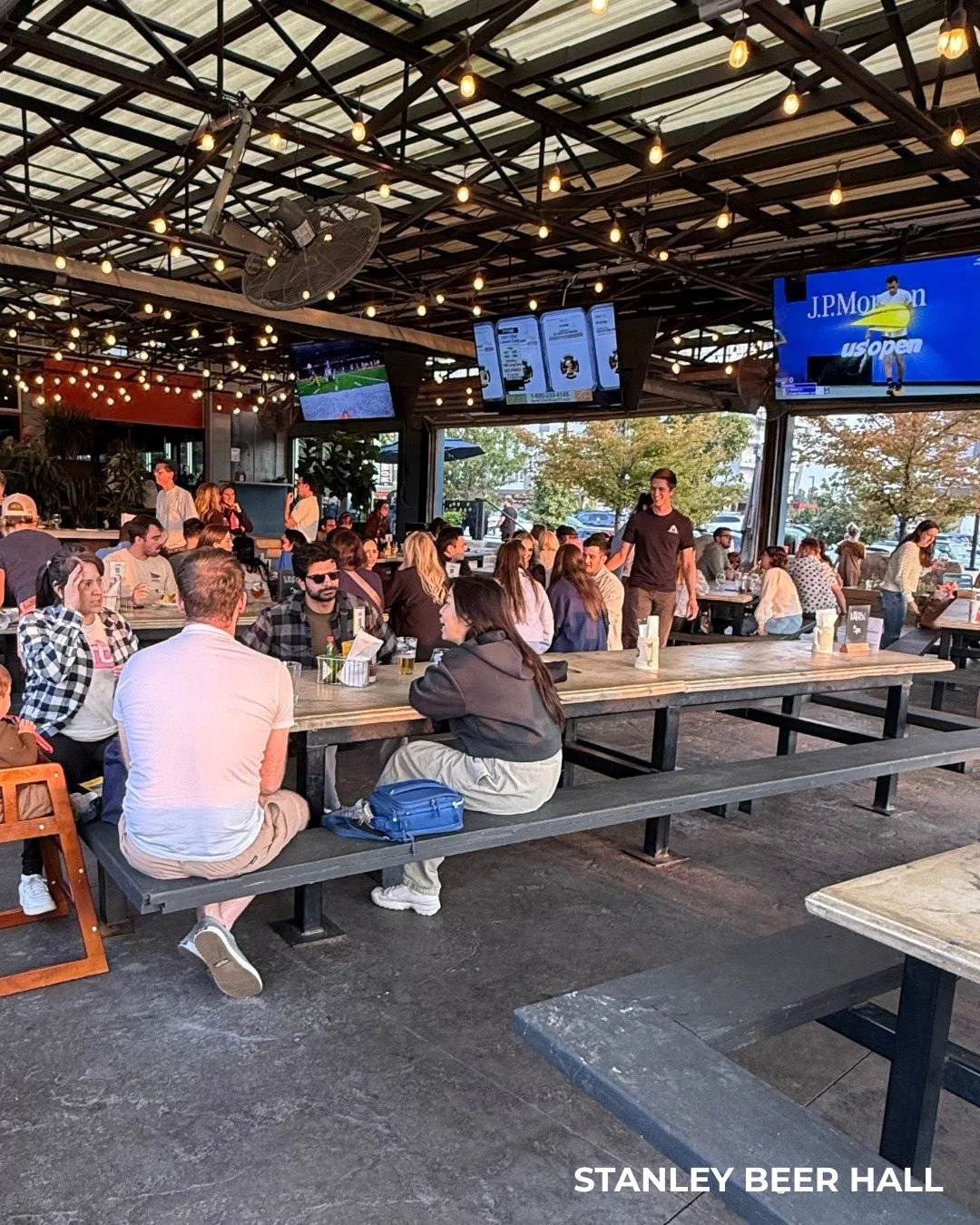 Huddle up! 🏈 NFL season is here, and Stanley Marketplace is your home field for every matchup. Here&rsquo;s where you can find your perfect game-day spot.

@stanleybeerhall: 19 TVs + 51 self-pour taps (beer, cocktails, ciders, seltzers, and rotating