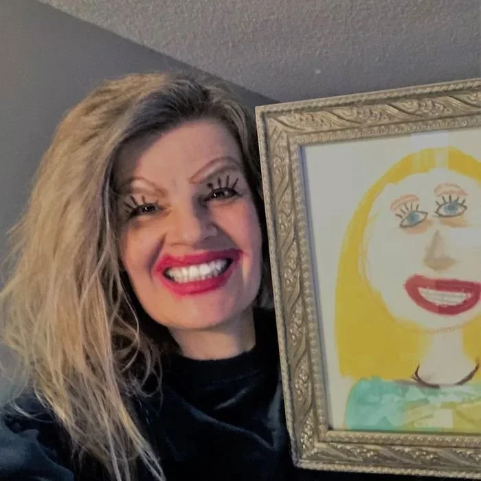 mama+face (1).webp