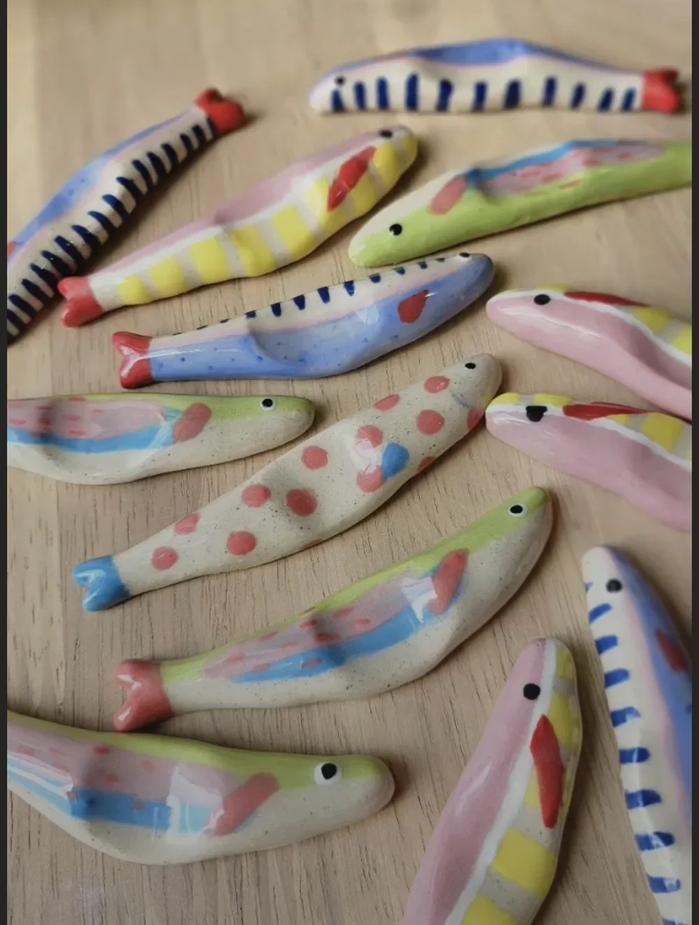 Friend Assembly Tin Fish Chopstick Holder Workshop