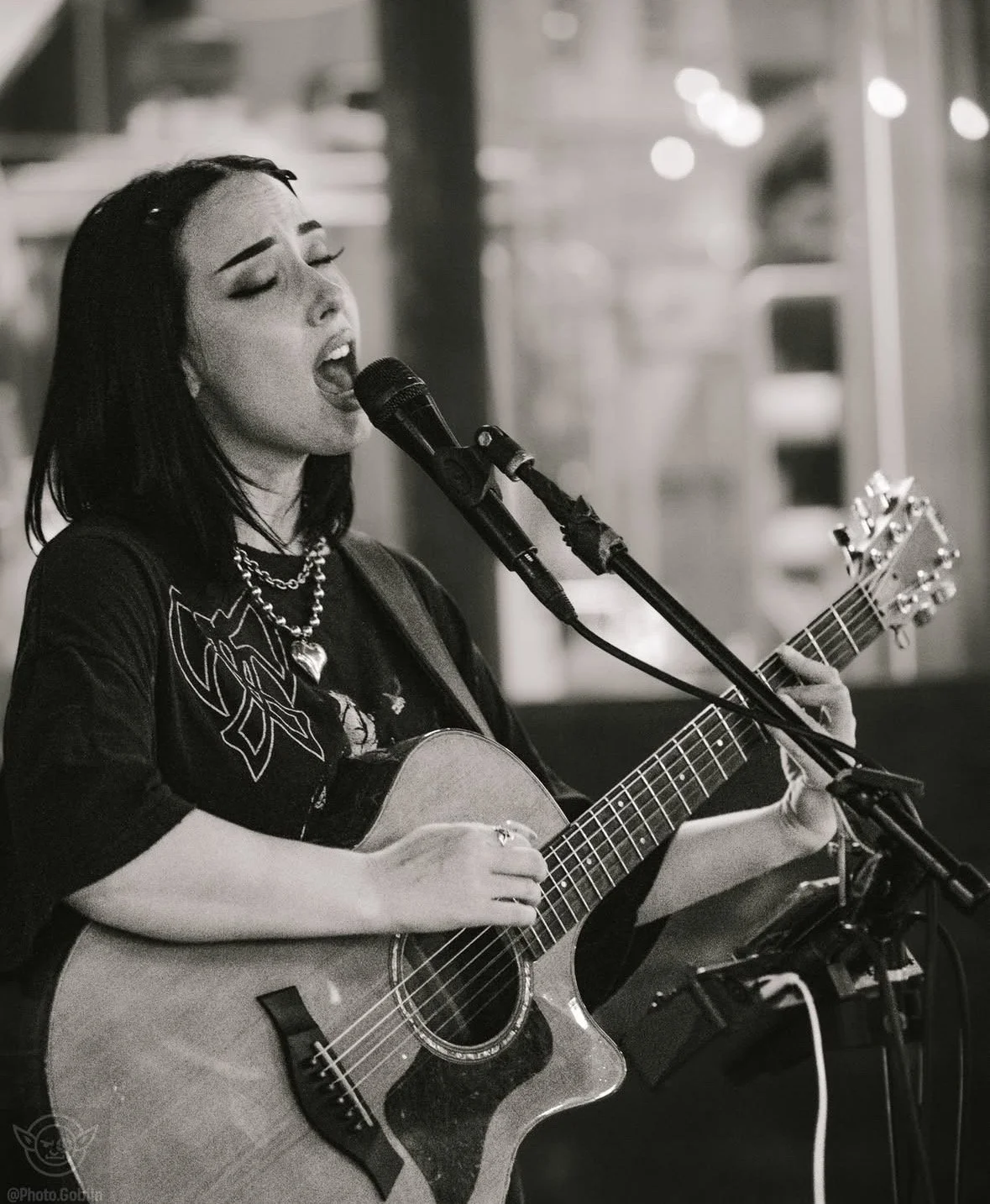 Live Music at Cheluna | Bunny Blake