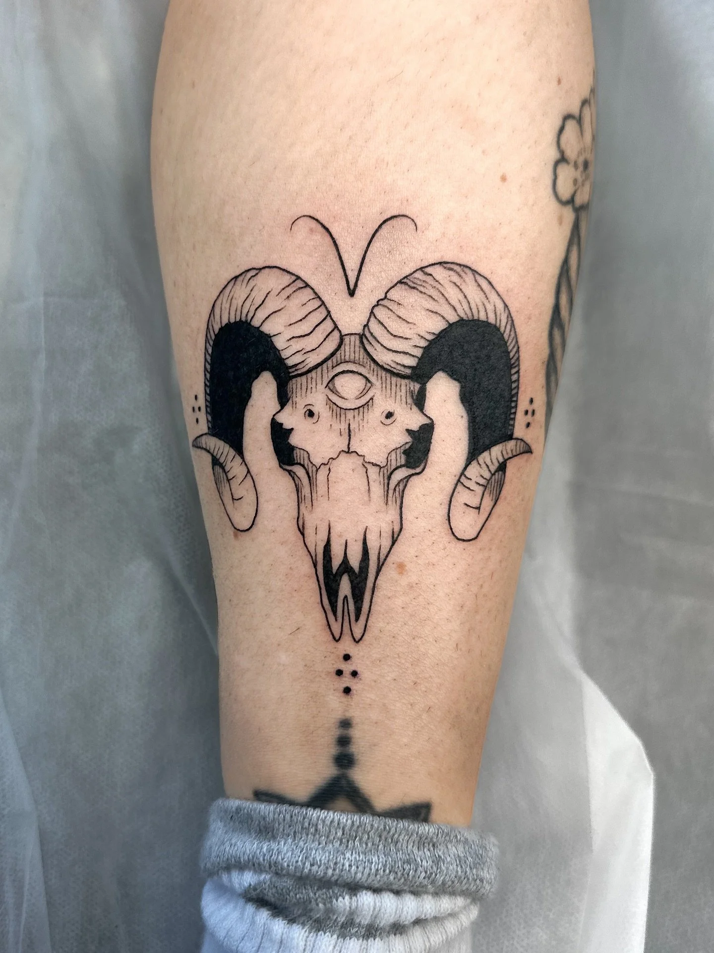 Thank you for getting my Aries flash piece! Who&rsquo;s next? 👁️✨