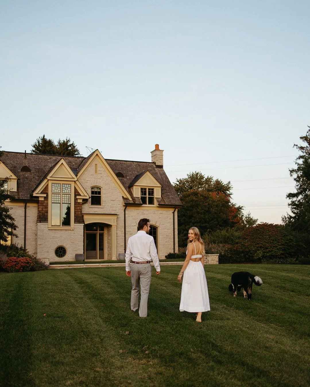 Meg + Jackson ft. Ellie 🐶 and this gorgeous estate ✨ Digital + film.
.
.
.
.
.
#torontoweddingphotographer #torontoengagementphotographer #torontocouples #torontophotographer #editorialphotography #filmphotography #documentaryphotography
