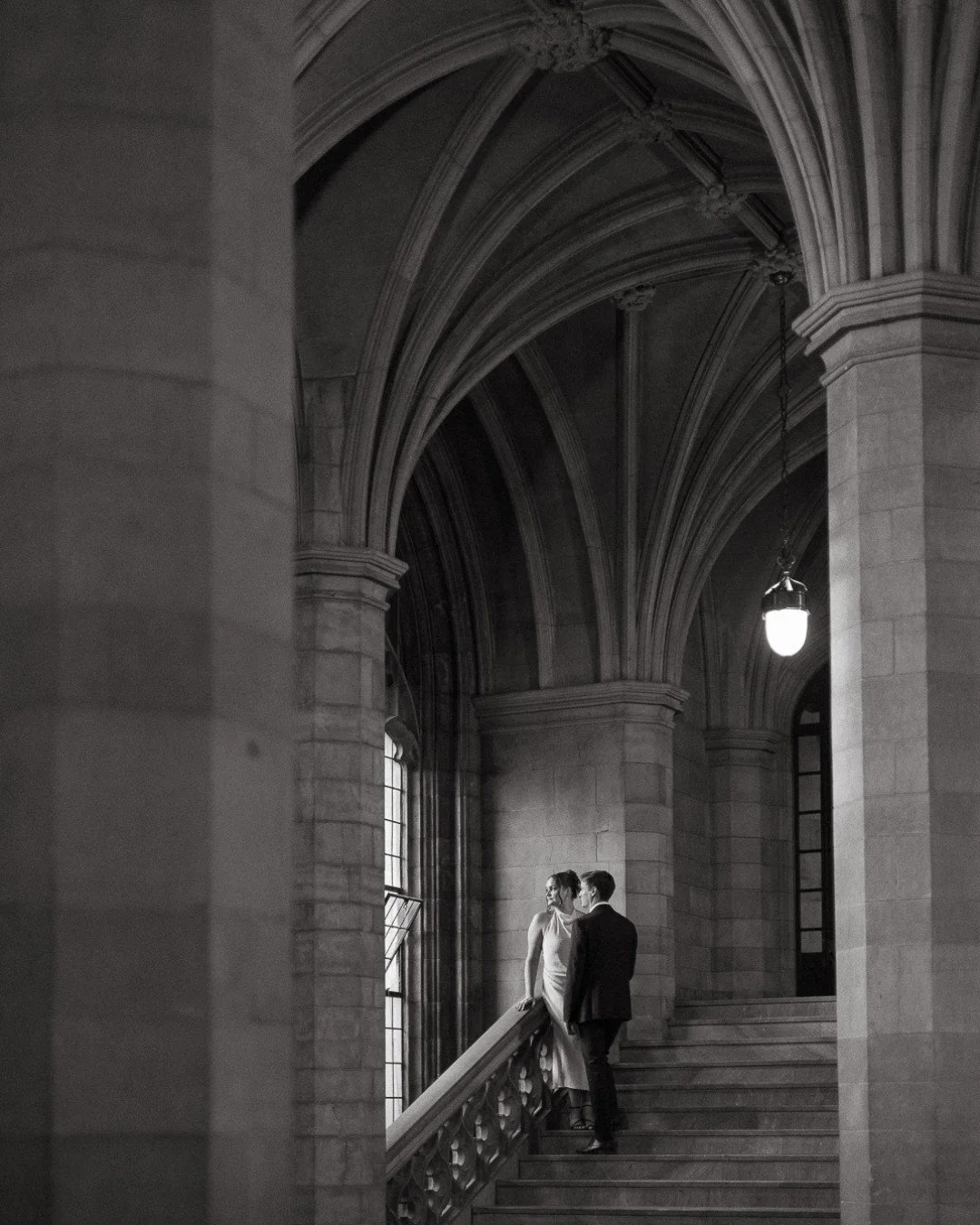 Autumnrose + Cameron wanted Hogwarts vibes, and Knox College delivered 🪄 ⁠
.⁠
.⁠
.⁠
.⁠
.⁠
#torontoweddingphotographer #torontoengagementphotographer #torontocouples #torontoengagementsession #knoxcollege #universityoftoronto #torontophotographer #fi