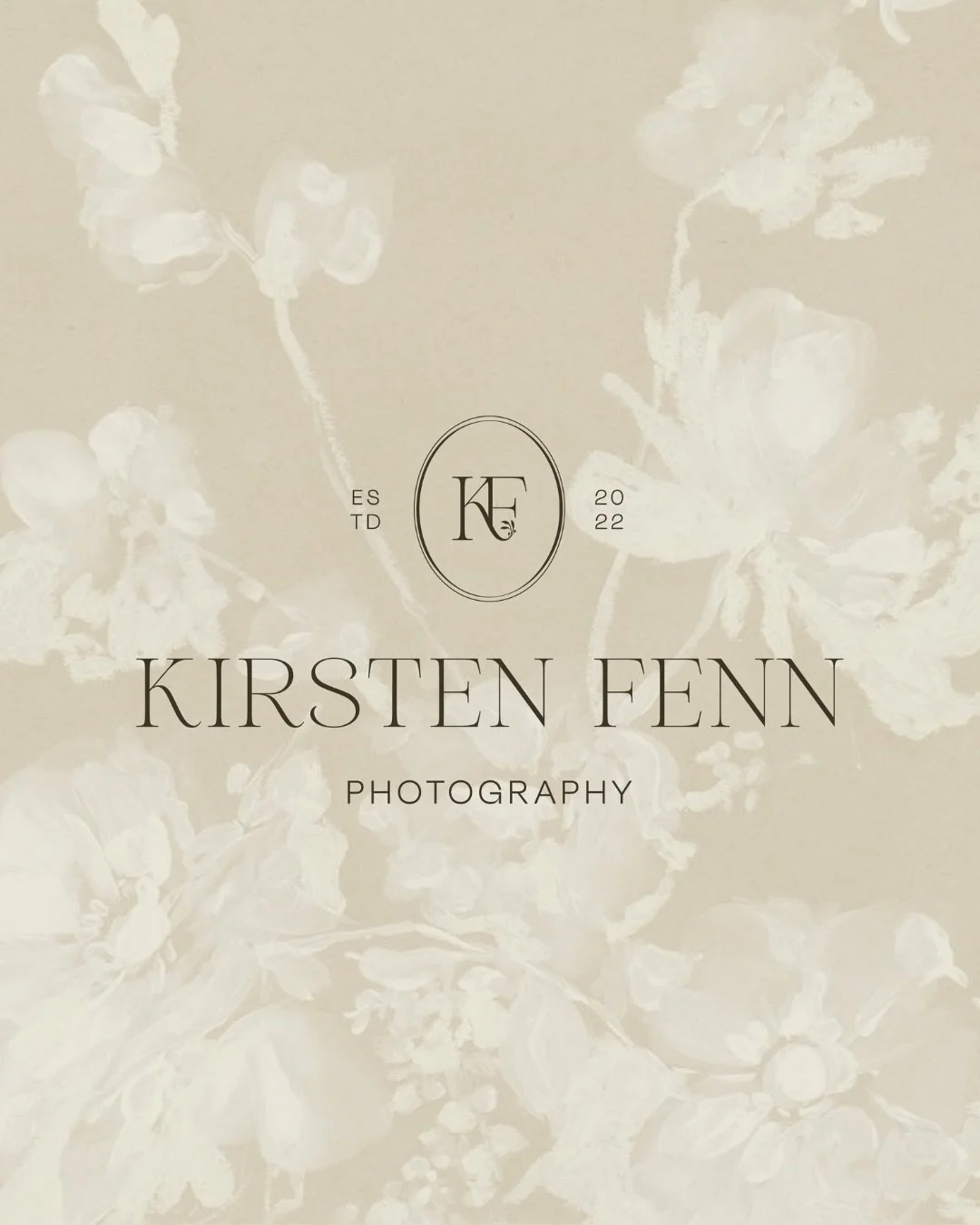 A moment for my new logo ✨

When I first started working with @daniellelabontedesigns on my logo and branding, I didn&rsquo;t have too many criteria. I just knew I wanted something clean and minimal. Something classic and elegant that showcased my (v