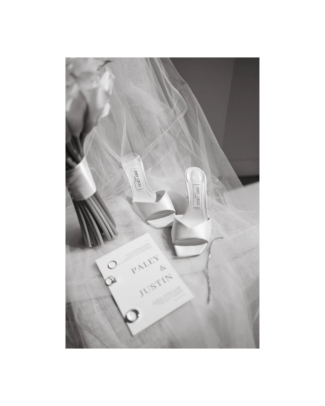 Details from Paley + Justin's sunny wedding morning at The Quay and Toronto Music Gardens 🌞 

Second shot for the lovely @tyraseguinphotography.
.
.
.
.
.
toronto wedding photographer, downtown toronto wedding, toronto editorial wedding photographer