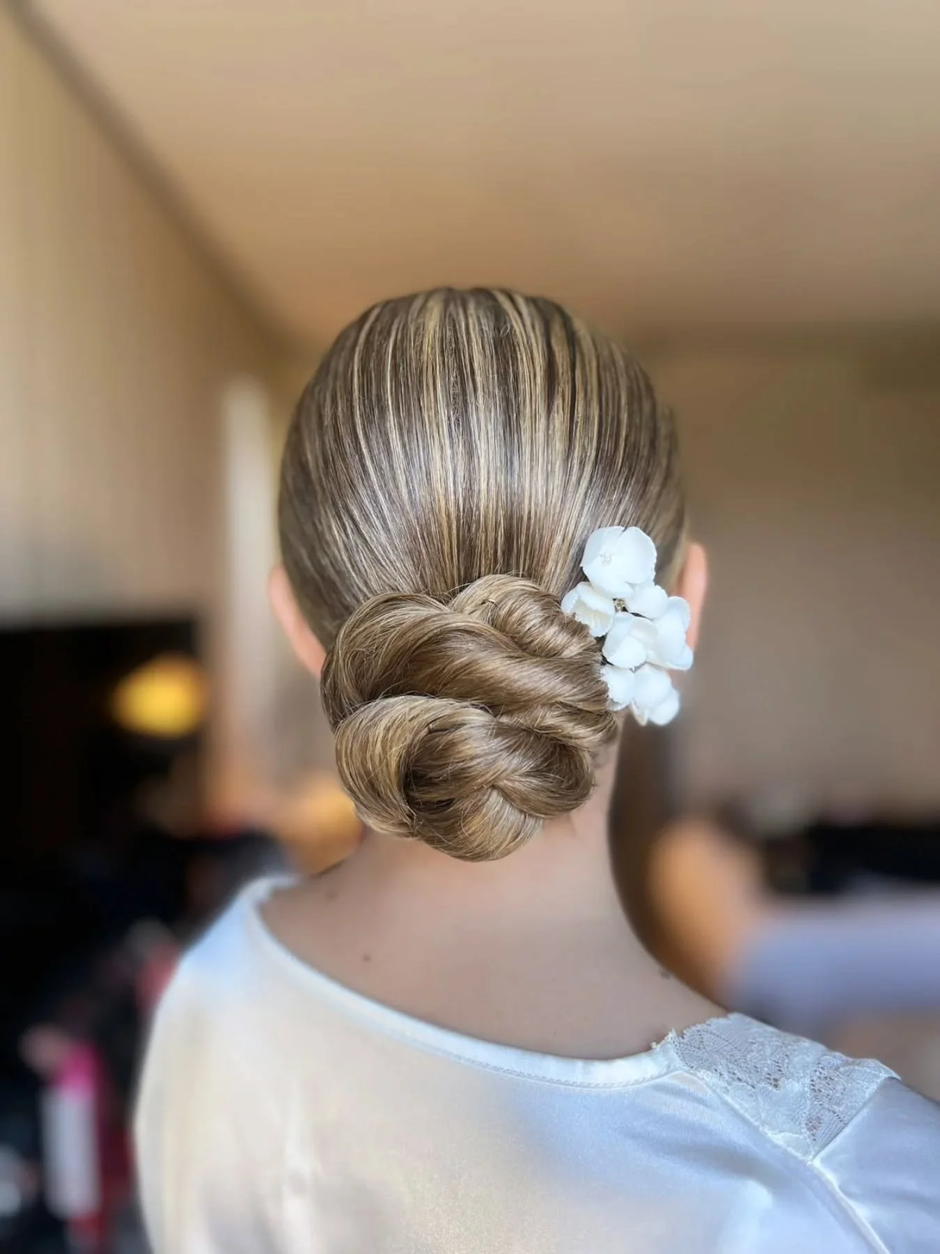 Bride hairstyle Paris #paris #makeupinparis