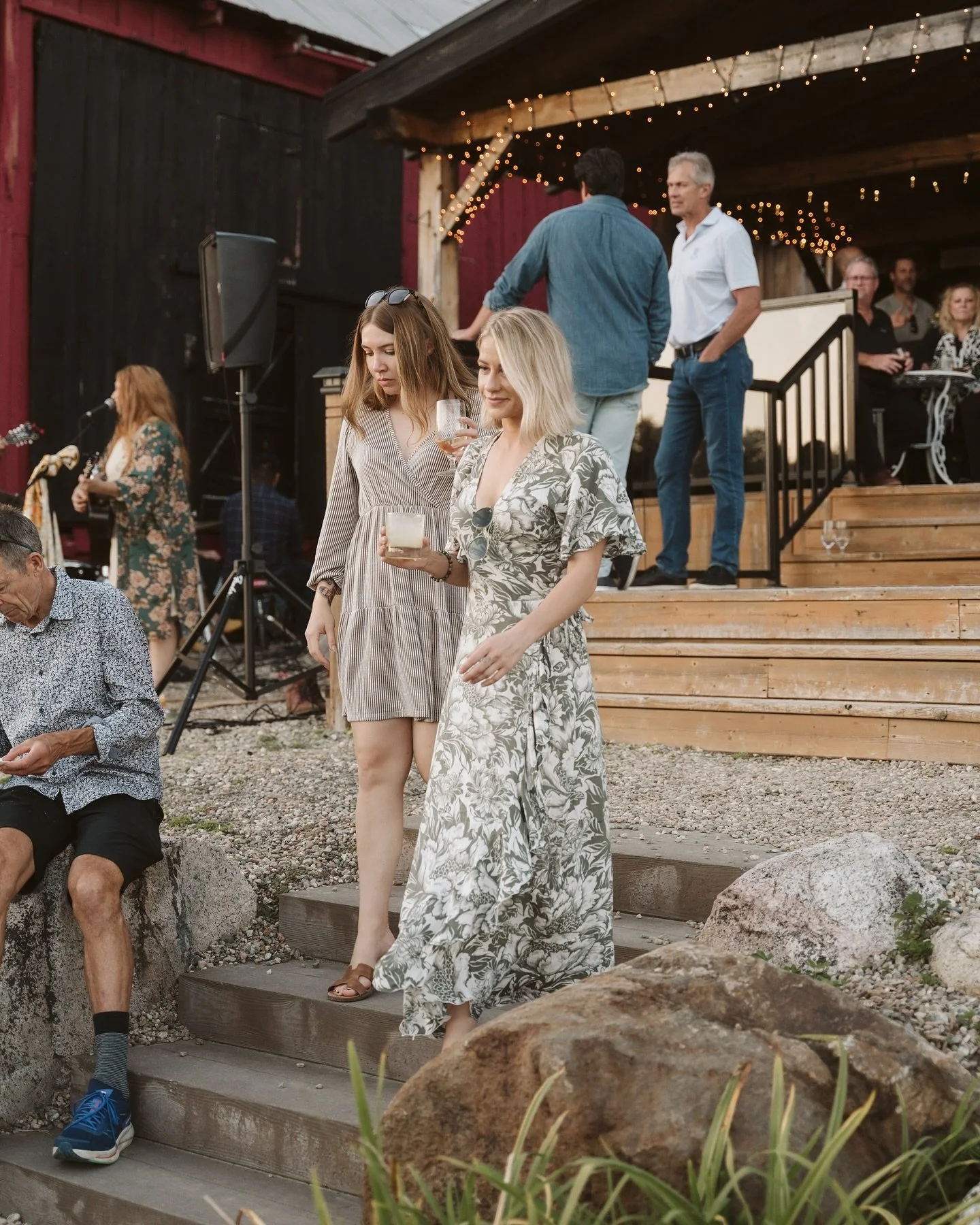 We&rsquo;re only 20 minutes from downtown Ottawa, but it feels like a world away! Add in delicious food by @mycateringgroup , beautiful natural surroundings, and a team who truly cares, and you&rsquo;ve got everything you need for a meaningful, stres