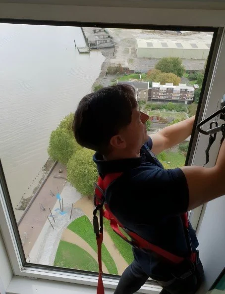 27th_floor_no_scaffold_just_Stronghold