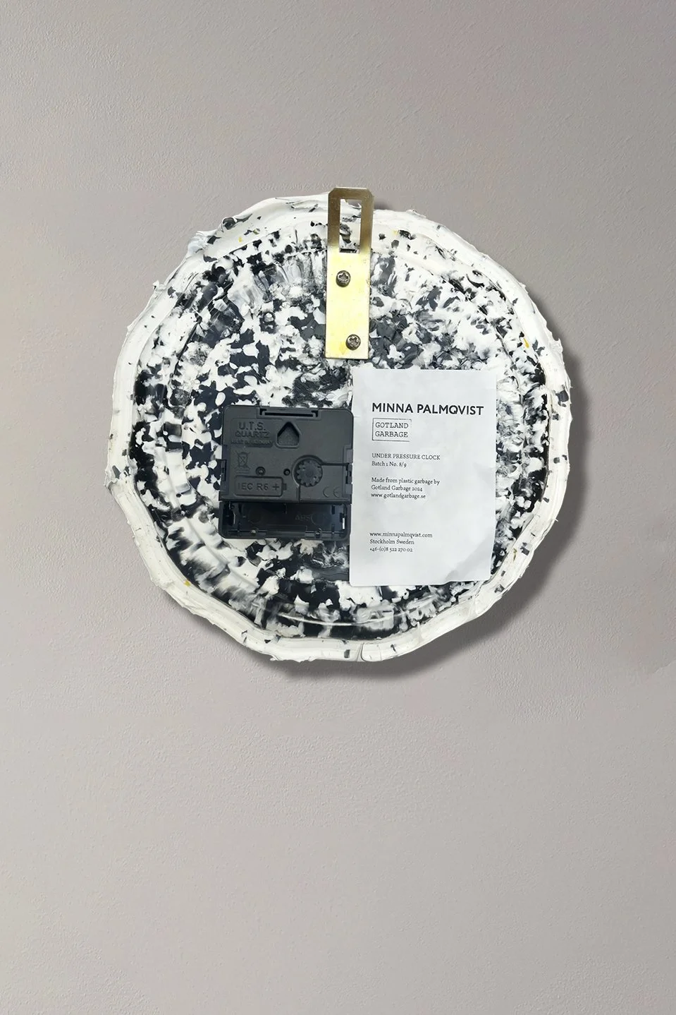 GotlandGarbage_clock2_bak.jpg