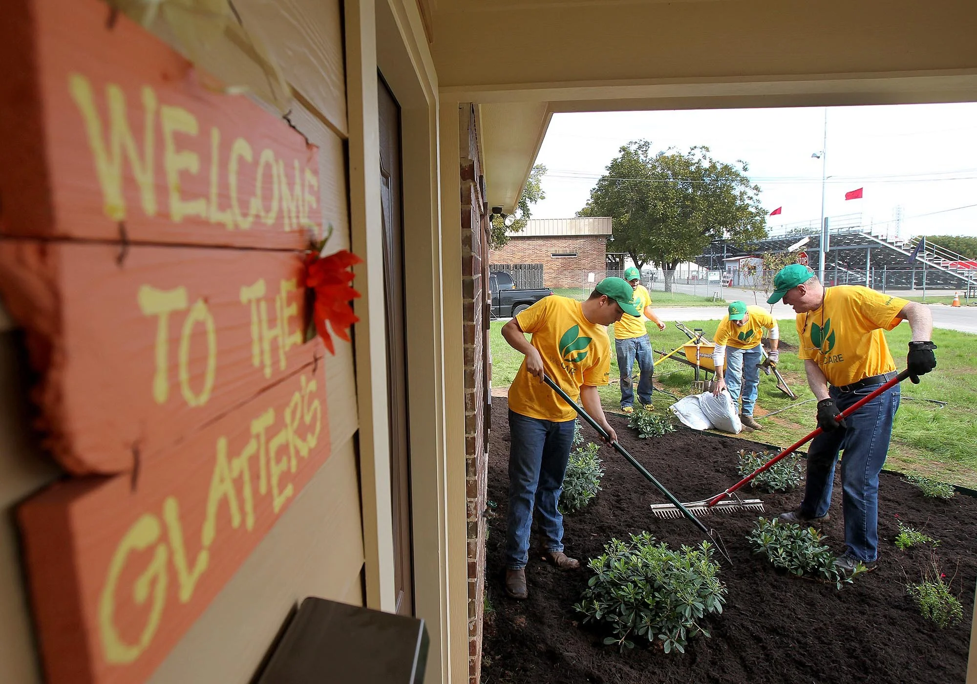 1109 LOC WEST LANDSCAPING2.JPG