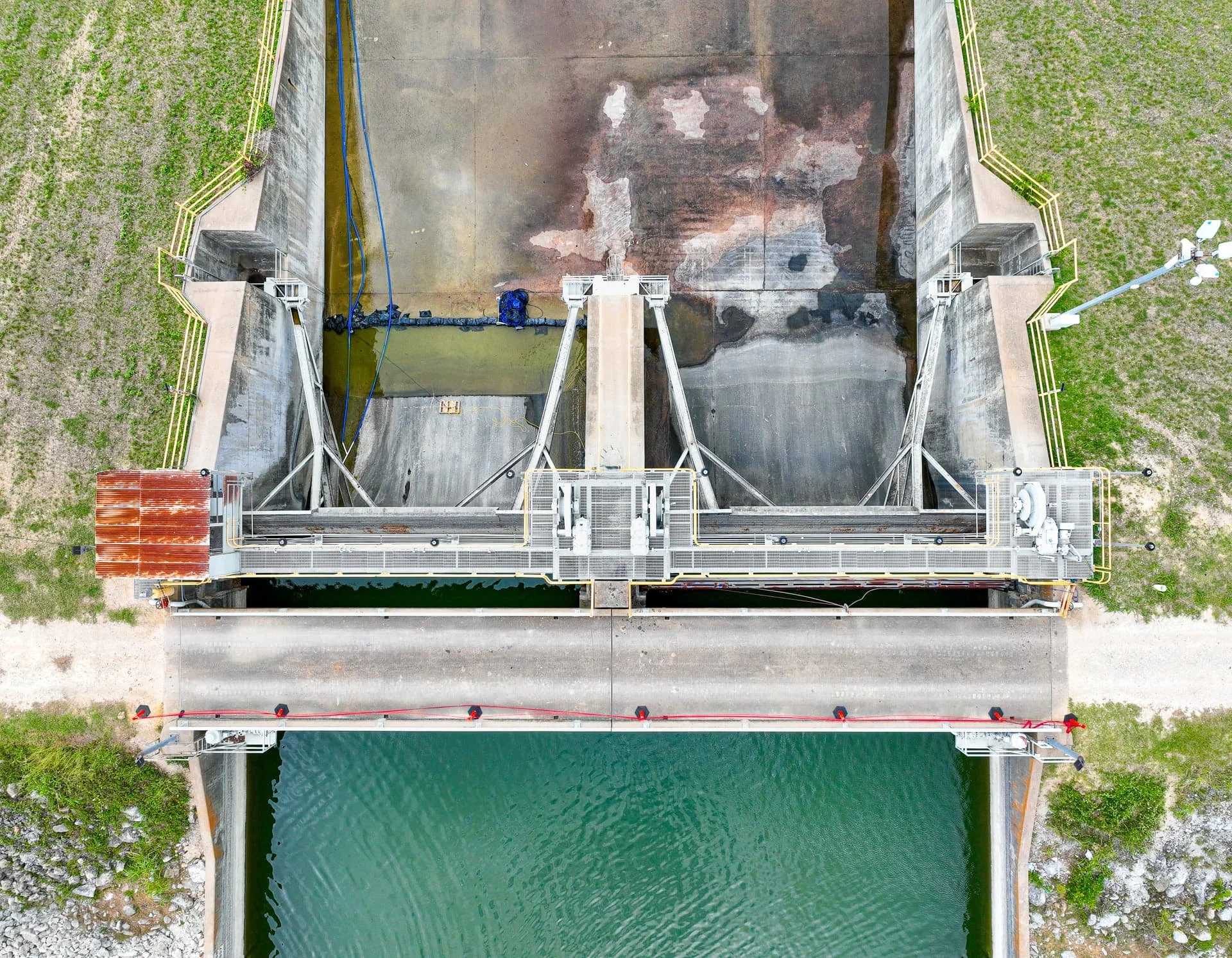 decker-dam-inspetion-overhead-aerial.jpg
