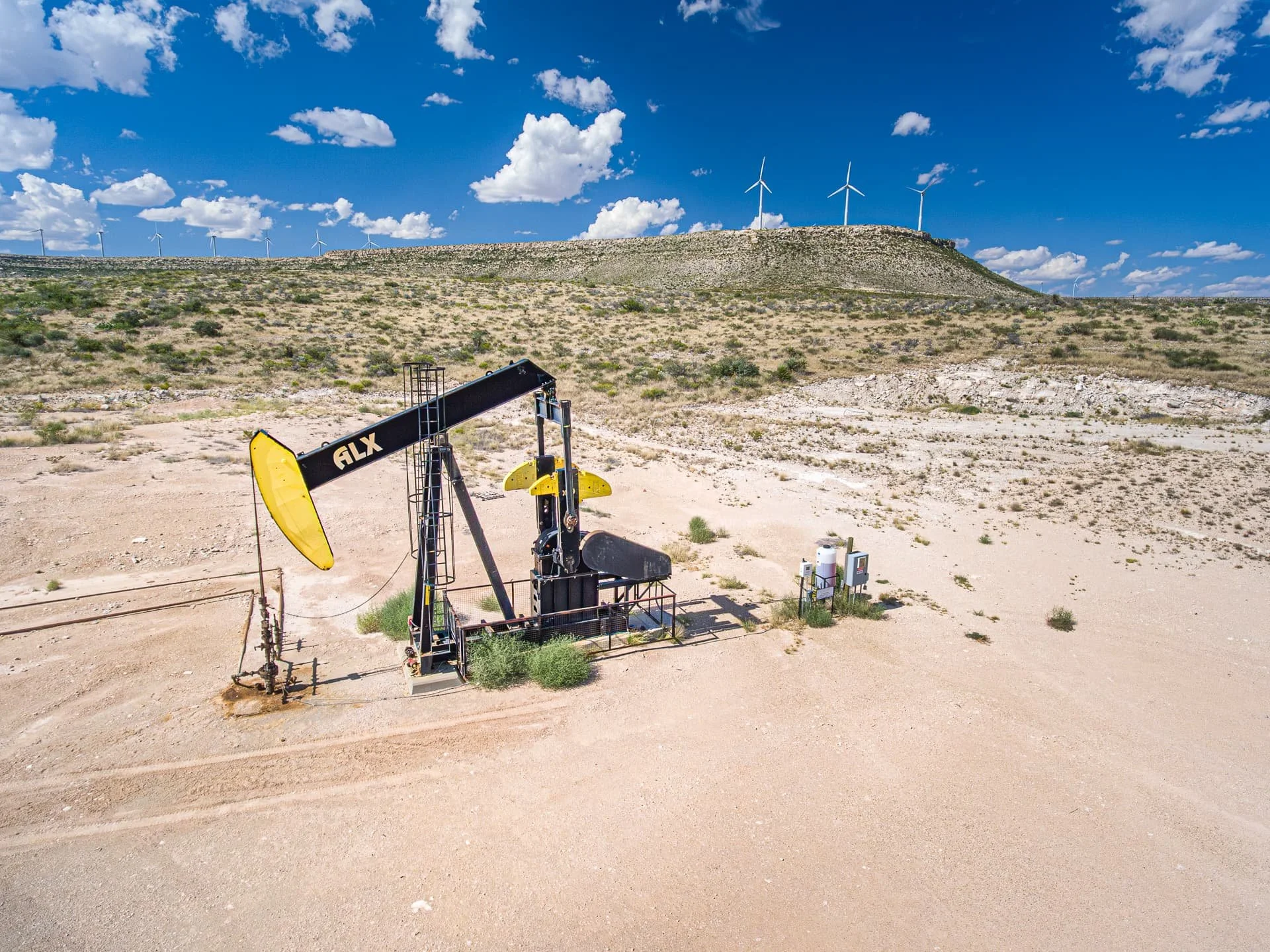 pumpjack-oil-windfarm-abilene.jpg