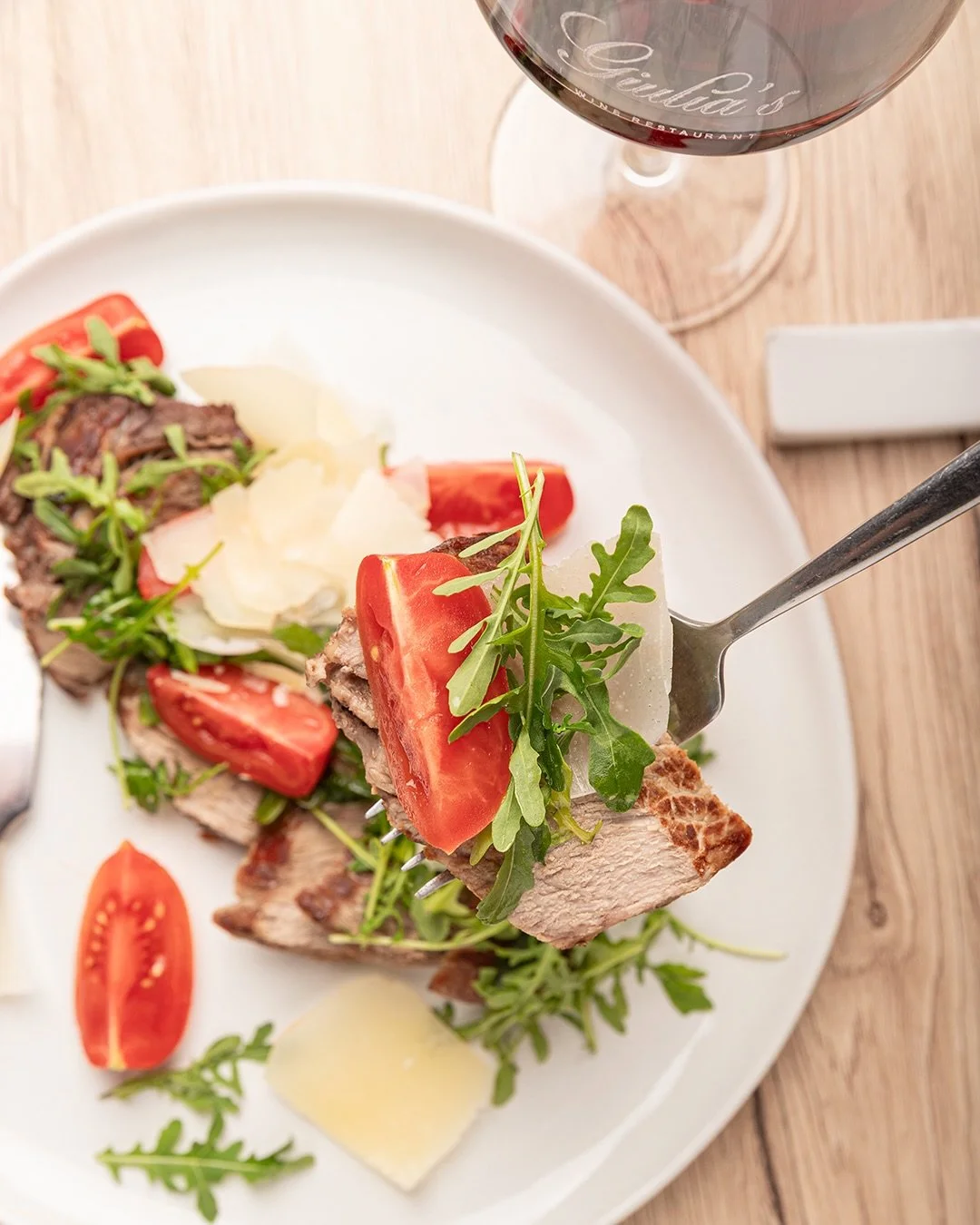 Our Tagliata di Rib-Eye. 🥩✨

Finished with fresh rocket, shaved Parmigiano, and cherry tomatoes.

📍 Via Sacra 40, Pompei, 80045
🍽️ Book via the link in bio
📞 (+39) 081 278 3640