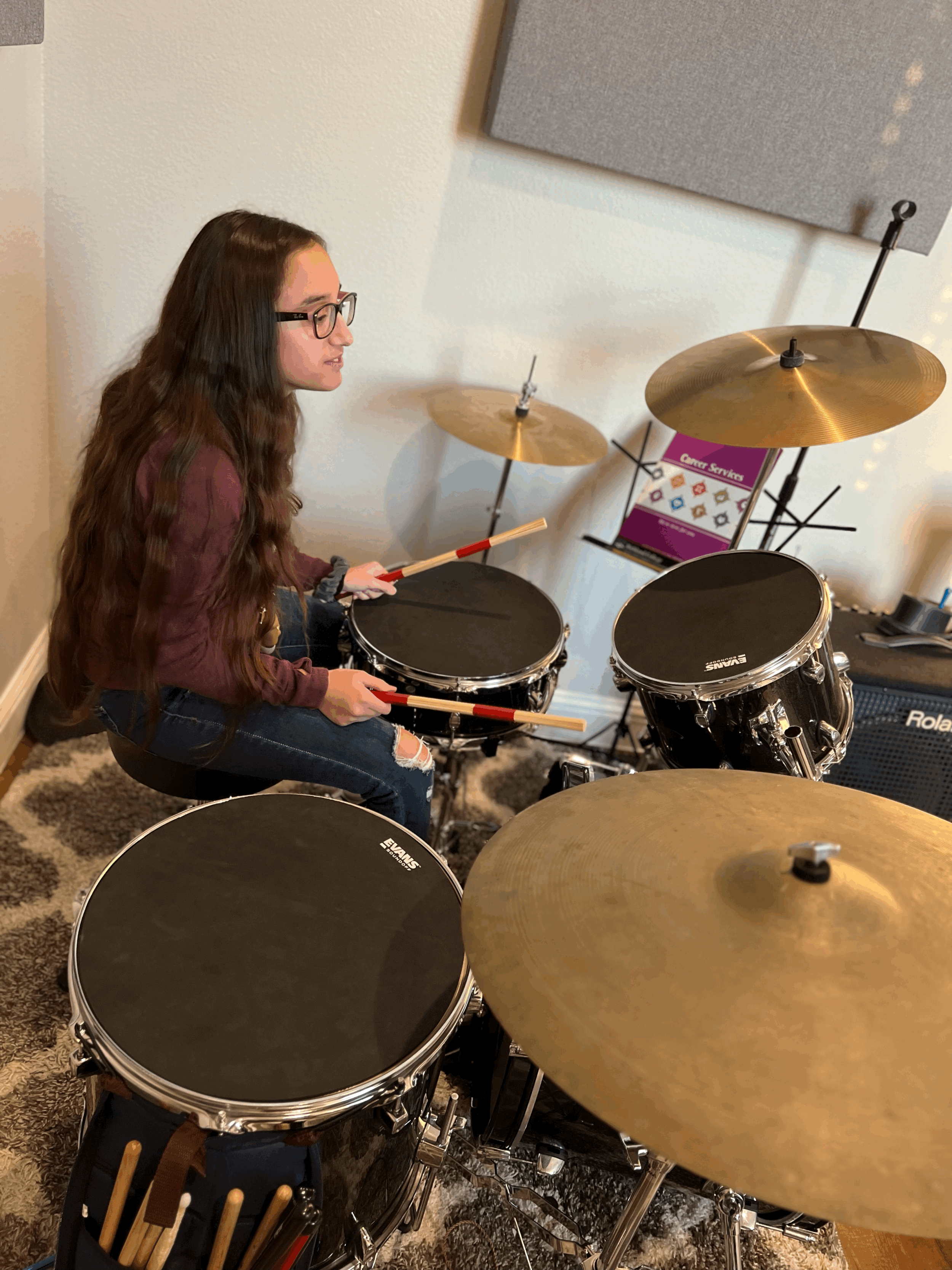 Electric Drums vs. Acoustic Drums: Which Is Better for Beginners?