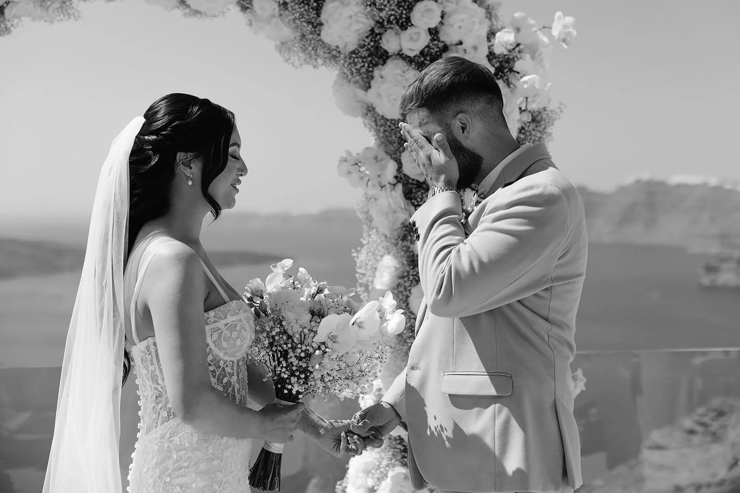 In a moment where words fell short, his tears spoke volumes. 🤍

Venue: @elvientosantorini
Photographer: @greecephotographer
Videographer: @magic_videography
Flowers: @shadesofflowers.santorini
Bridal Glam: @juliapopovamuah 
DJ - Lighting: @santorini