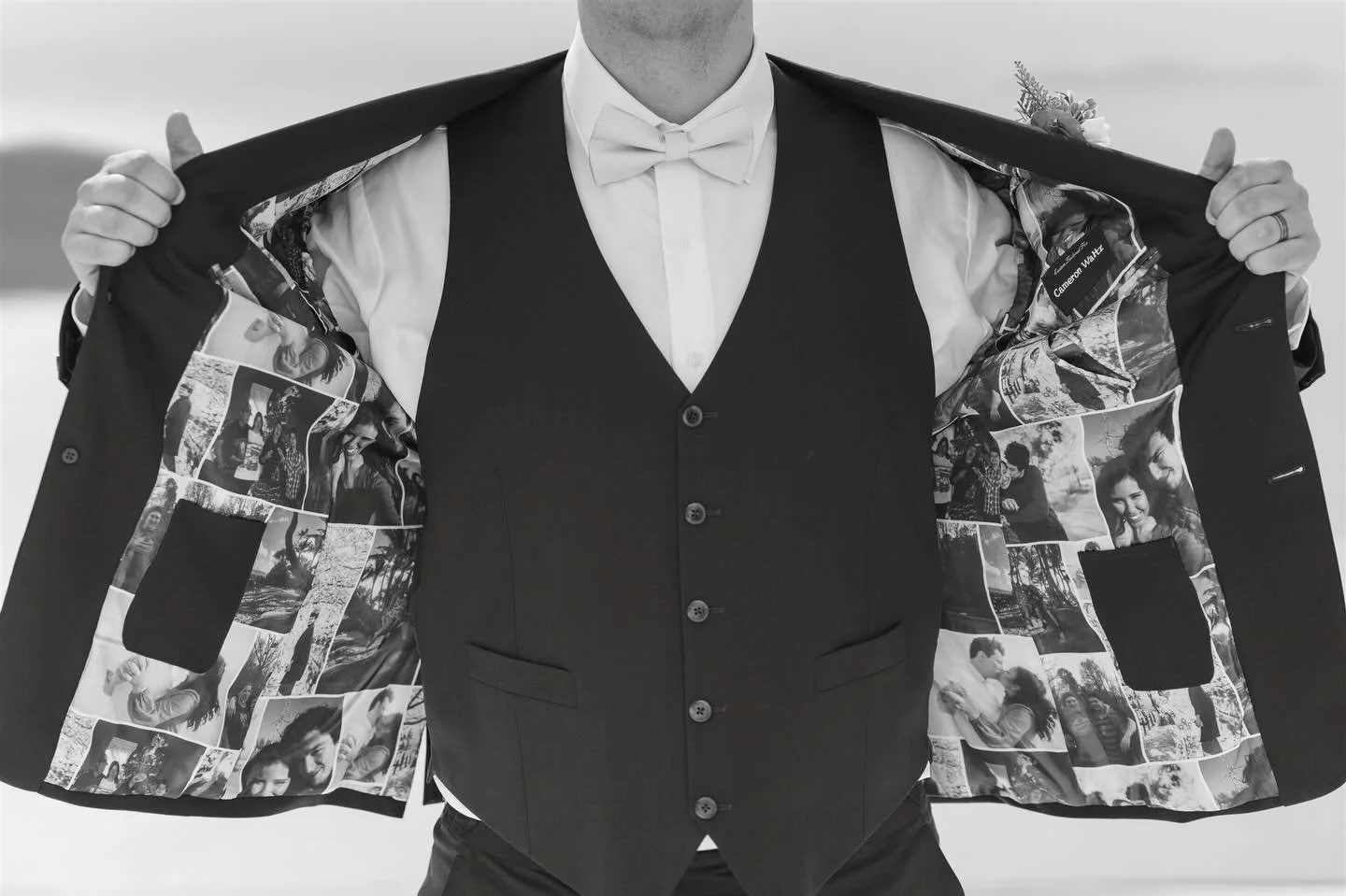 He kept the best moments as close as possible. 🤍

📸 Captured by @phosart.photography.

#santoriniweddings #destinationweddings #weddingsingreece #everafterdayssantorini #stefaniakalokairinou