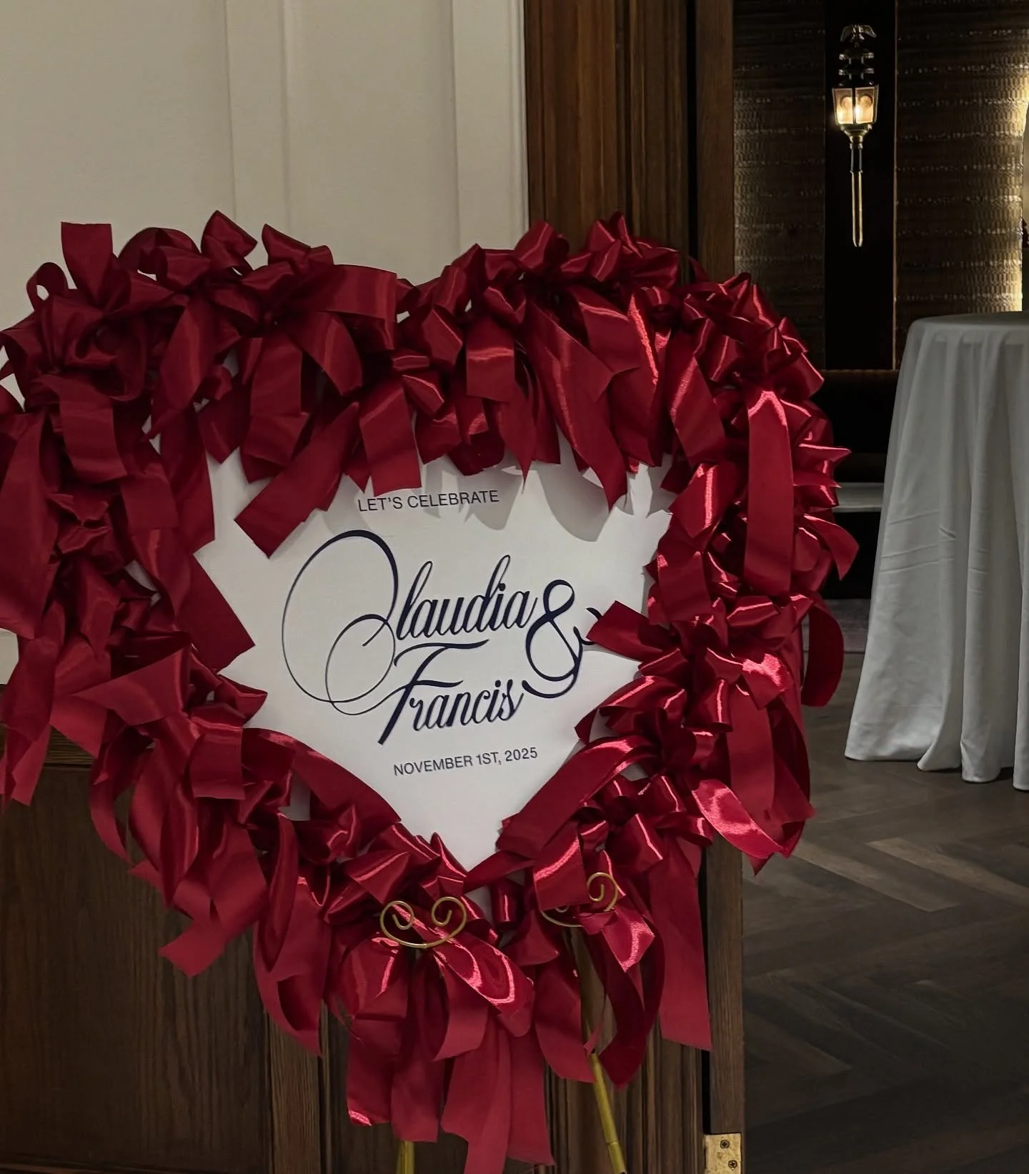 Still obsessing over the welcome sign from this past
weekend 😍 The bride MADE IT, and she absolutely killed it.