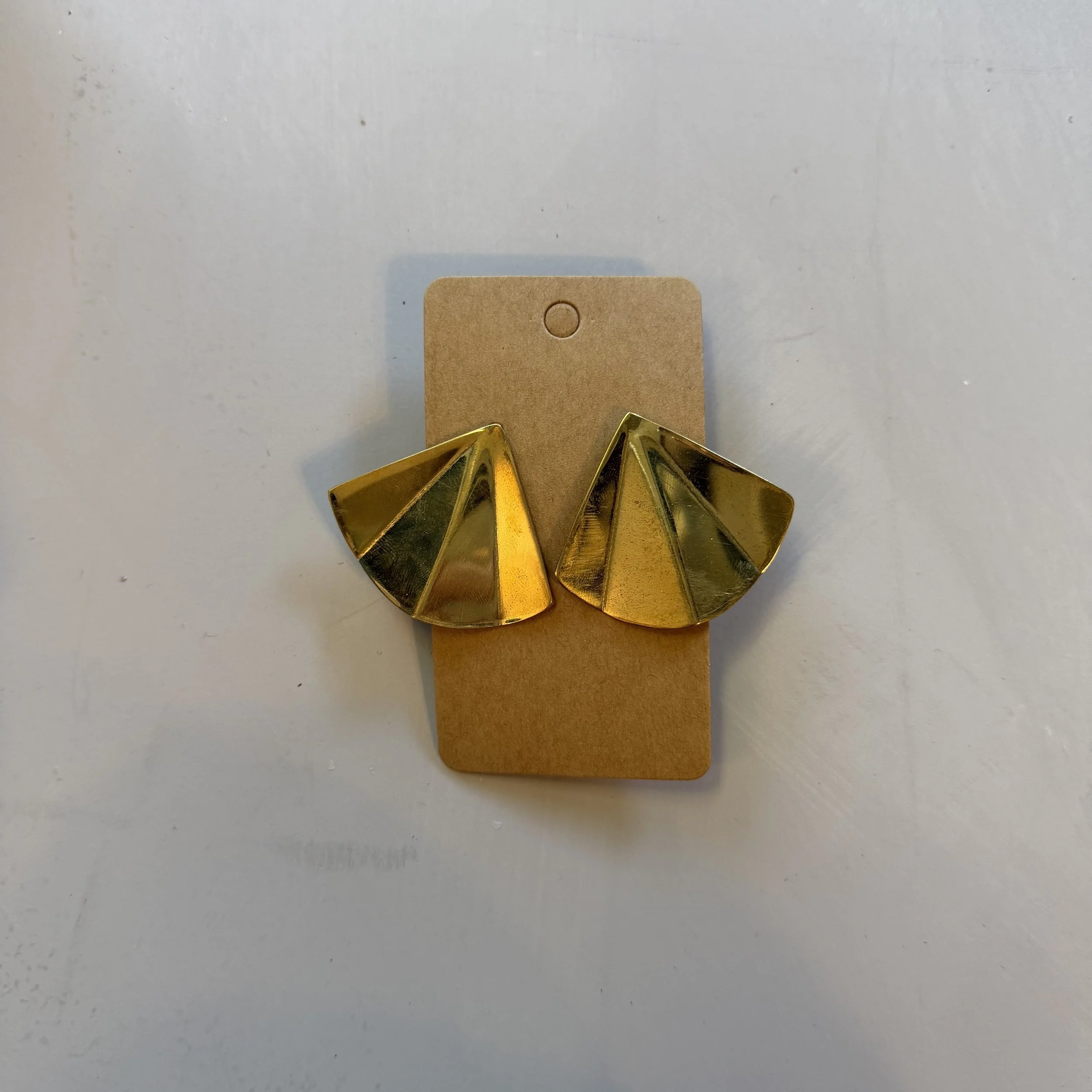 Gold fan earrings