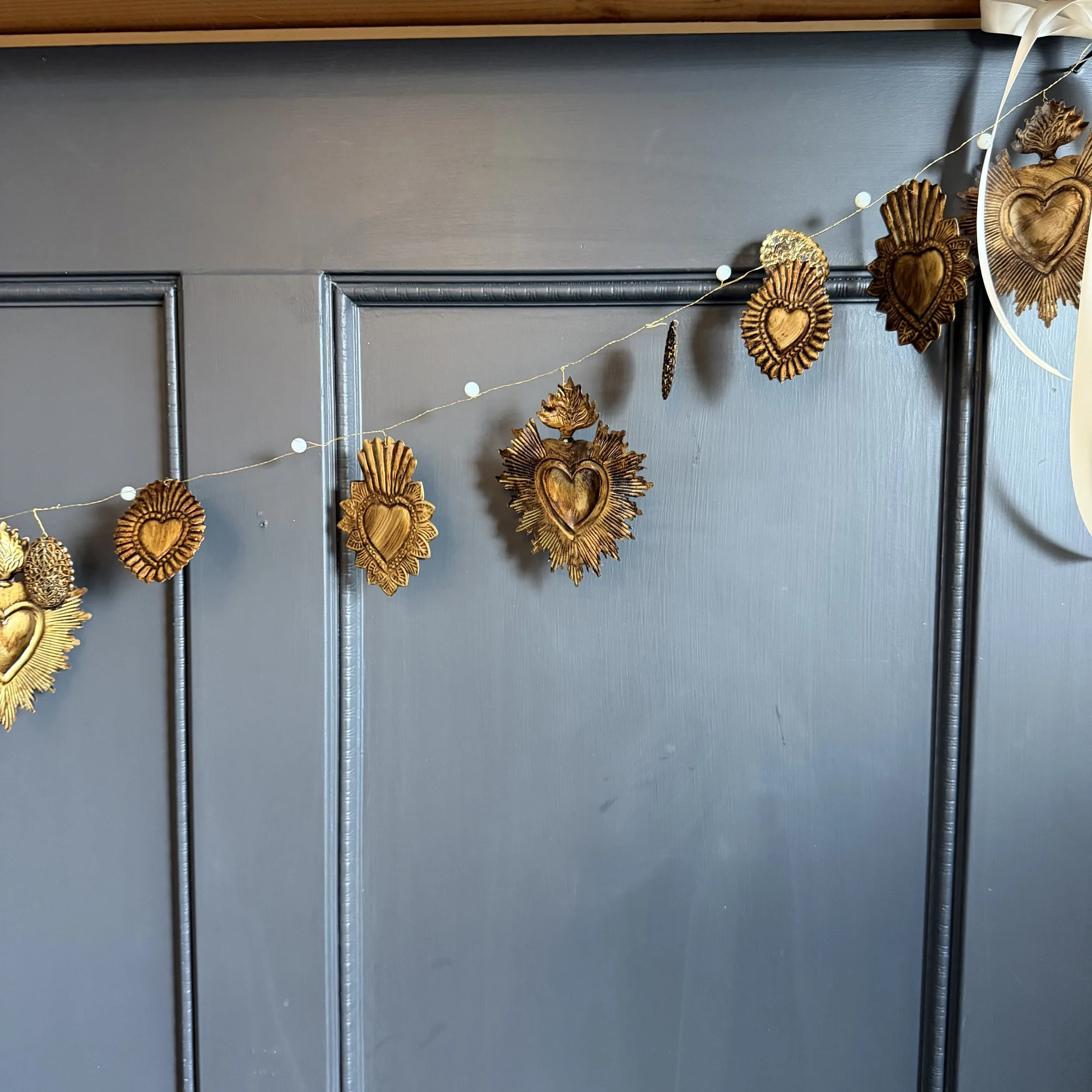 Gold sacred heart garland