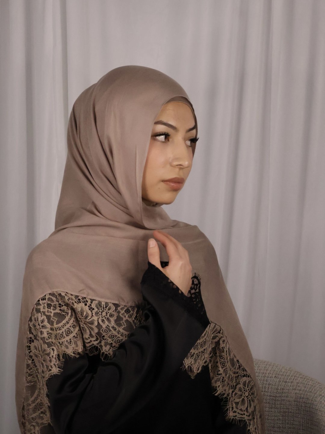 Modal Lace Hijab - Nude