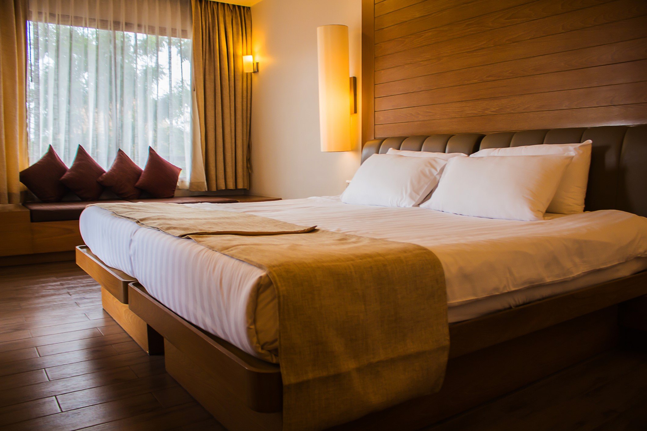 Clean bedroom 1.jpg