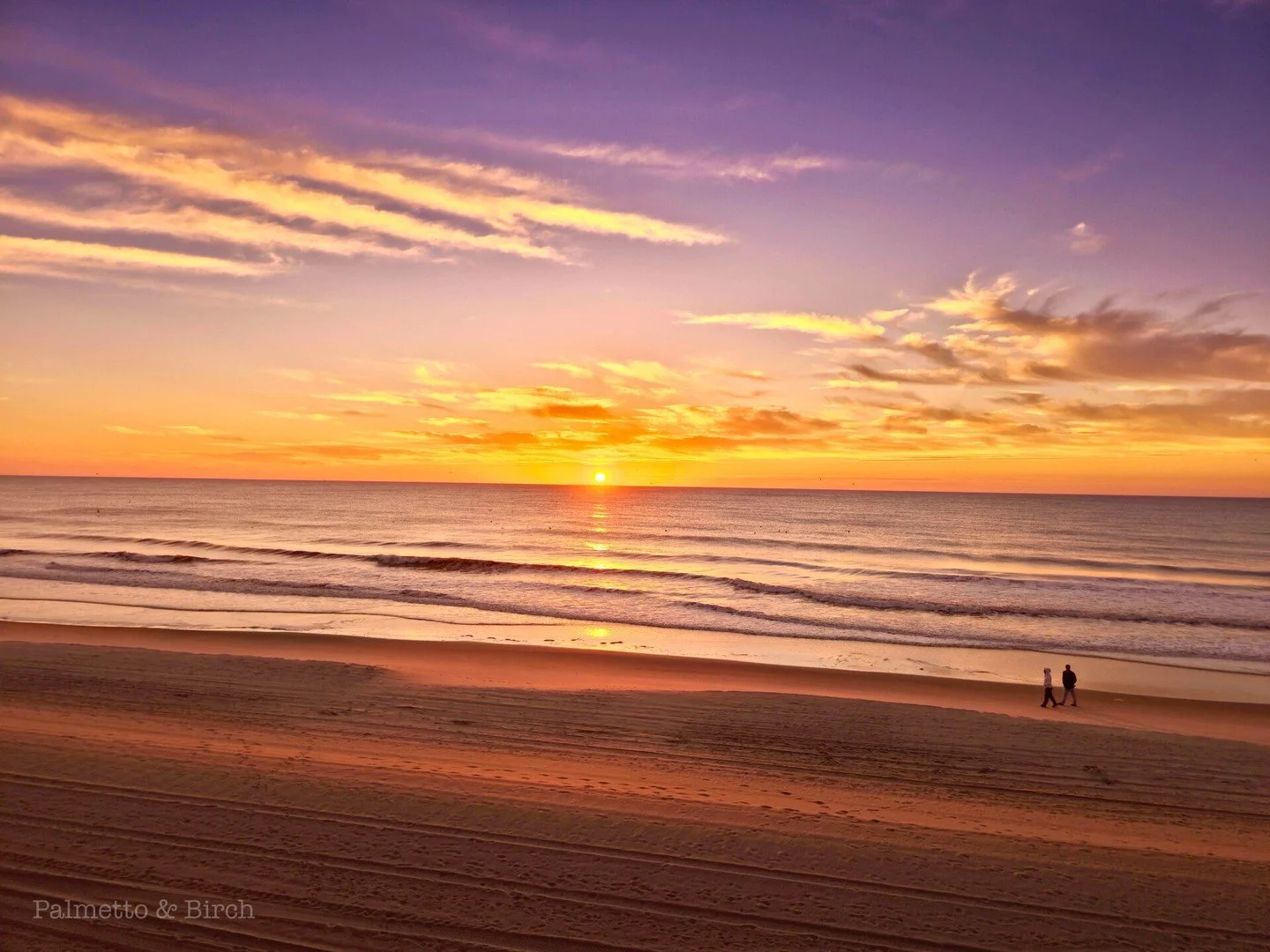 Good morning! What are you doing to make today a great day?

Suggestion: Book a trip to enjoy these beautiful views and enjoy an elevated experience at a Palmetto and Birch property.

 #SaltyMermaidSC #GardenCityBeach #PalmettoandBirch #SC #beachtime