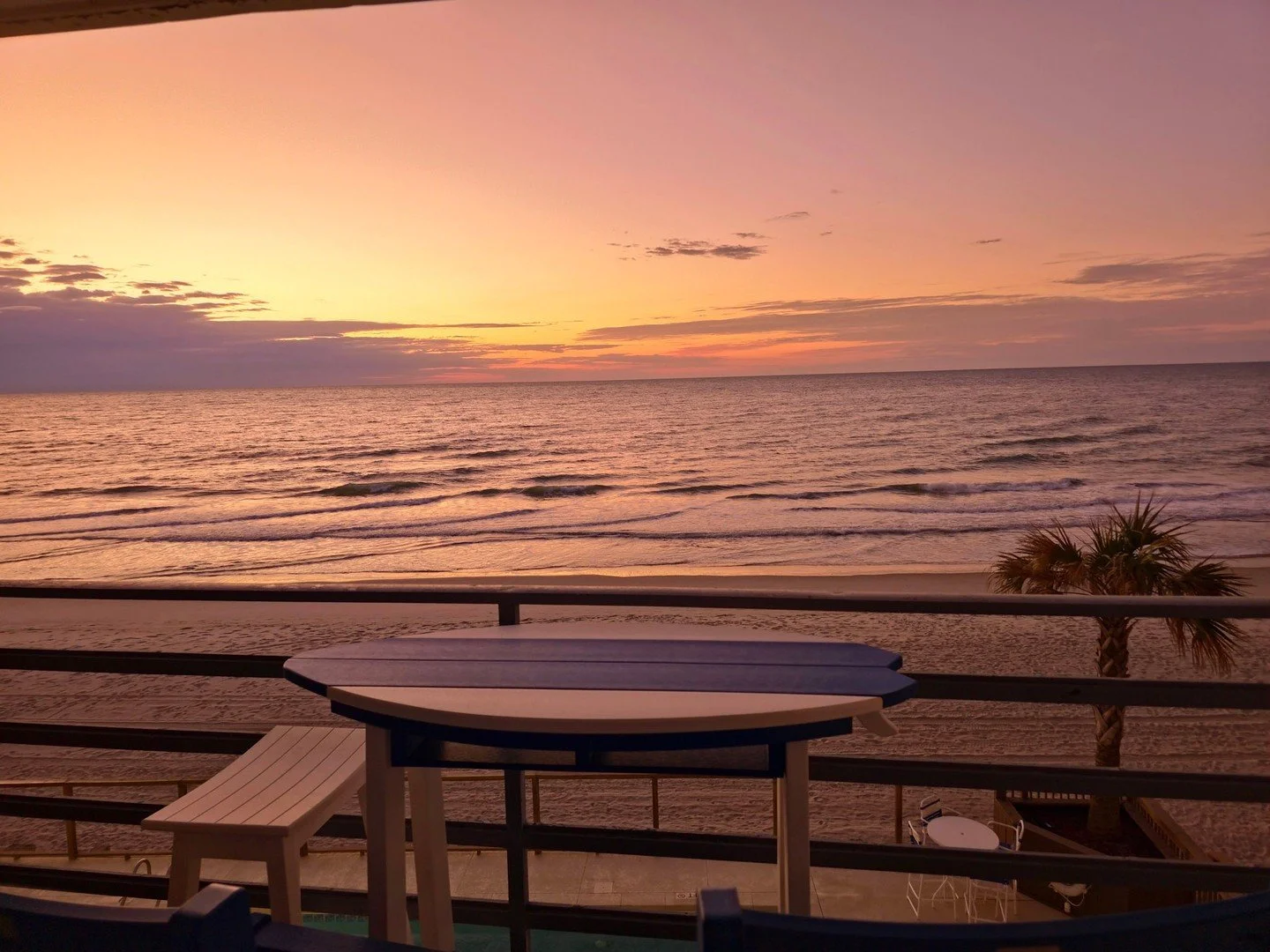 Don't sleep on sunrises at Ocean Currents Book today! We are available on AirBnB, VRBO and by booking directly at www.PalmettoandBirch.com
