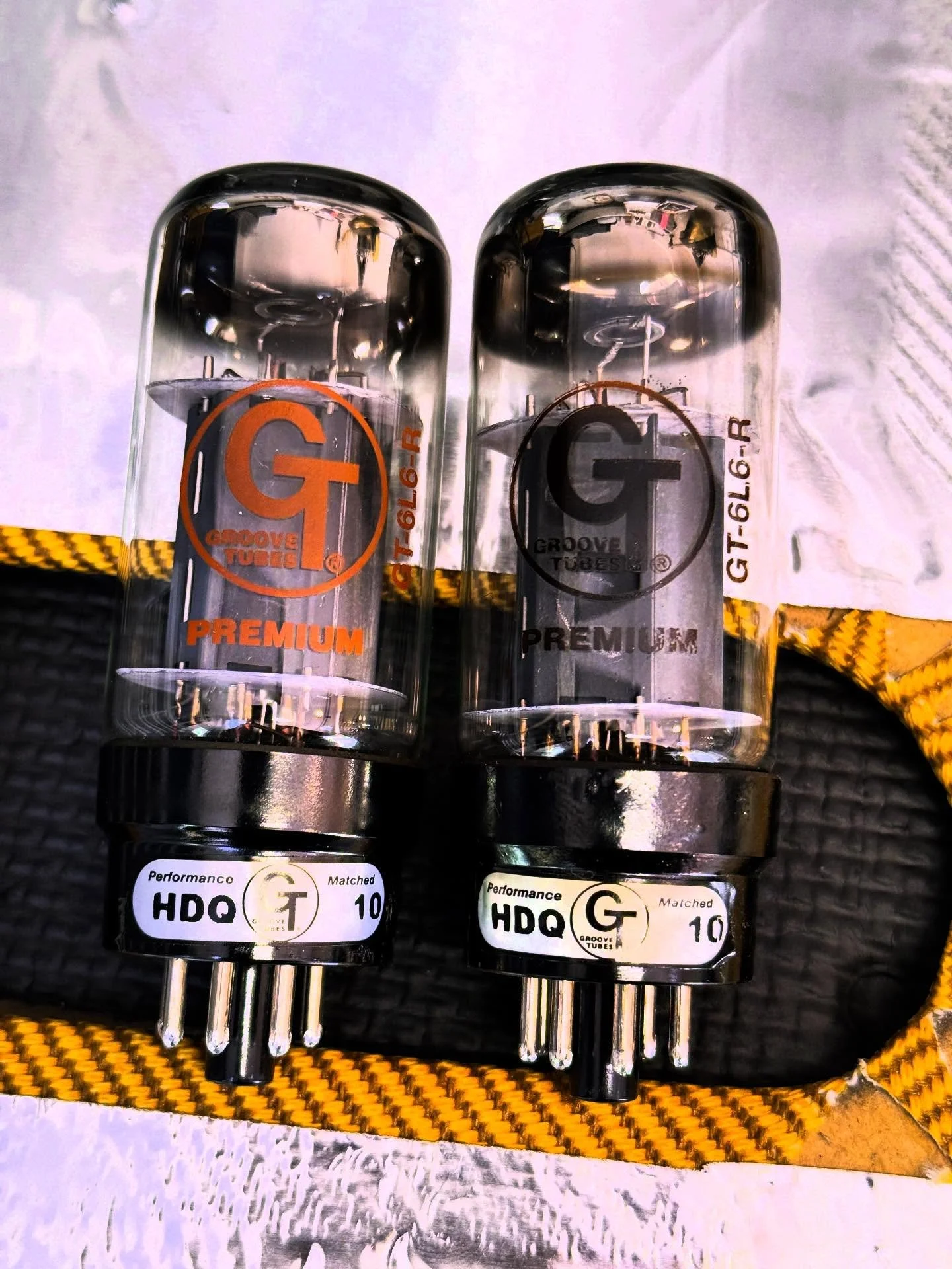 Something tells me one of these Groove Tubes GT-6L6-R power tubes was working a little harder than the other. @groovetubes_official